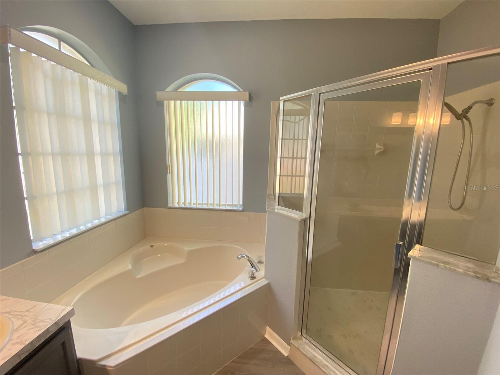 Image 18 of 39 For 13431 Meadow Bay Loop