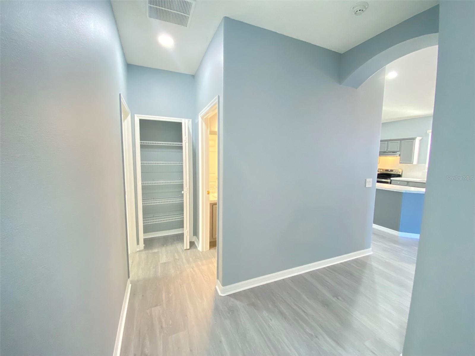 Image 24 of 39 For 13431 Meadow Bay Loop