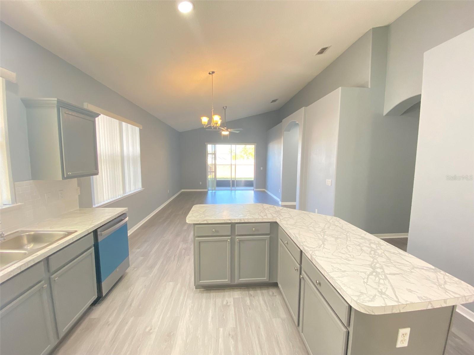 Image 3 of 39 For 13431 Meadow Bay Loop