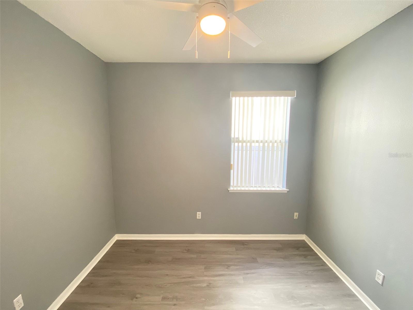 Image 32 of 39 For 13431 Meadow Bay Loop