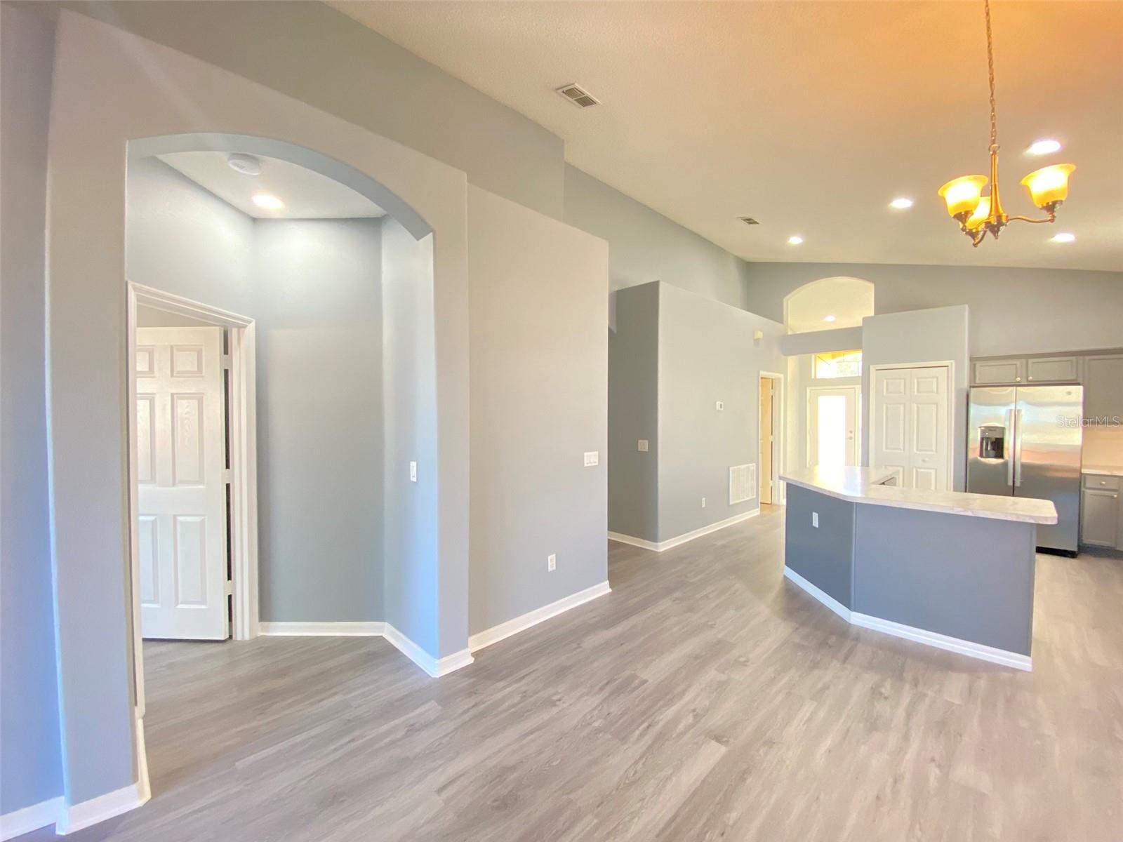 Image 9 of 39 For 13431 Meadow Bay Loop