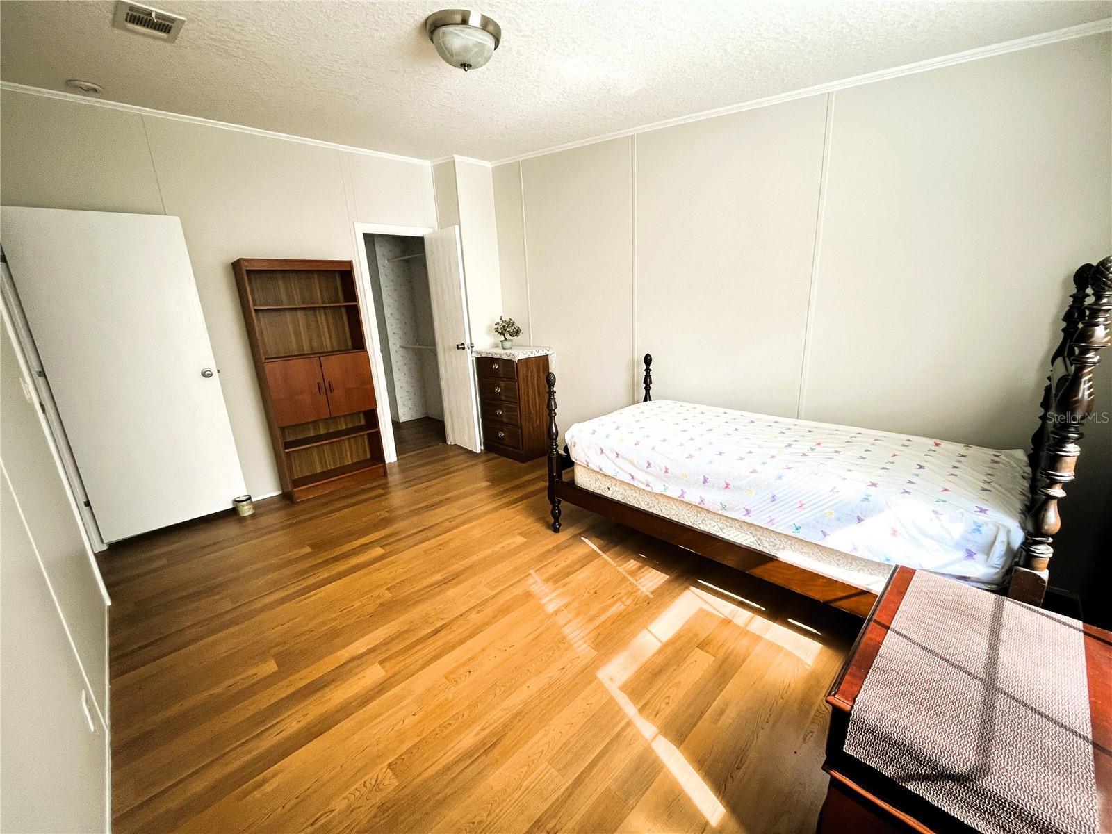 Image 27 of 41 For 7750 156th Terrace