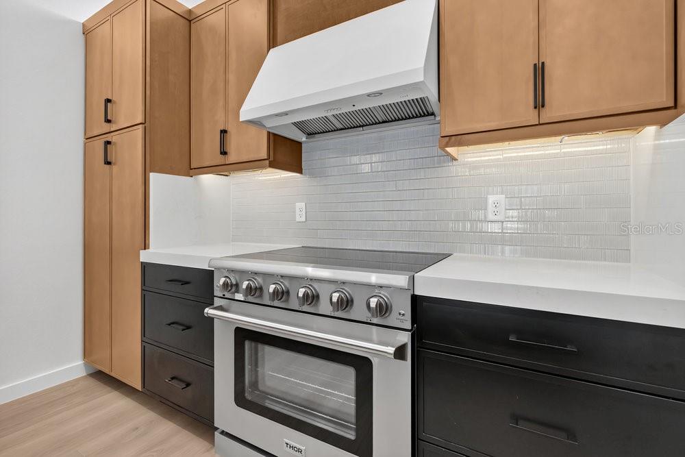 Image 8 of 41 For 1008 Robinson