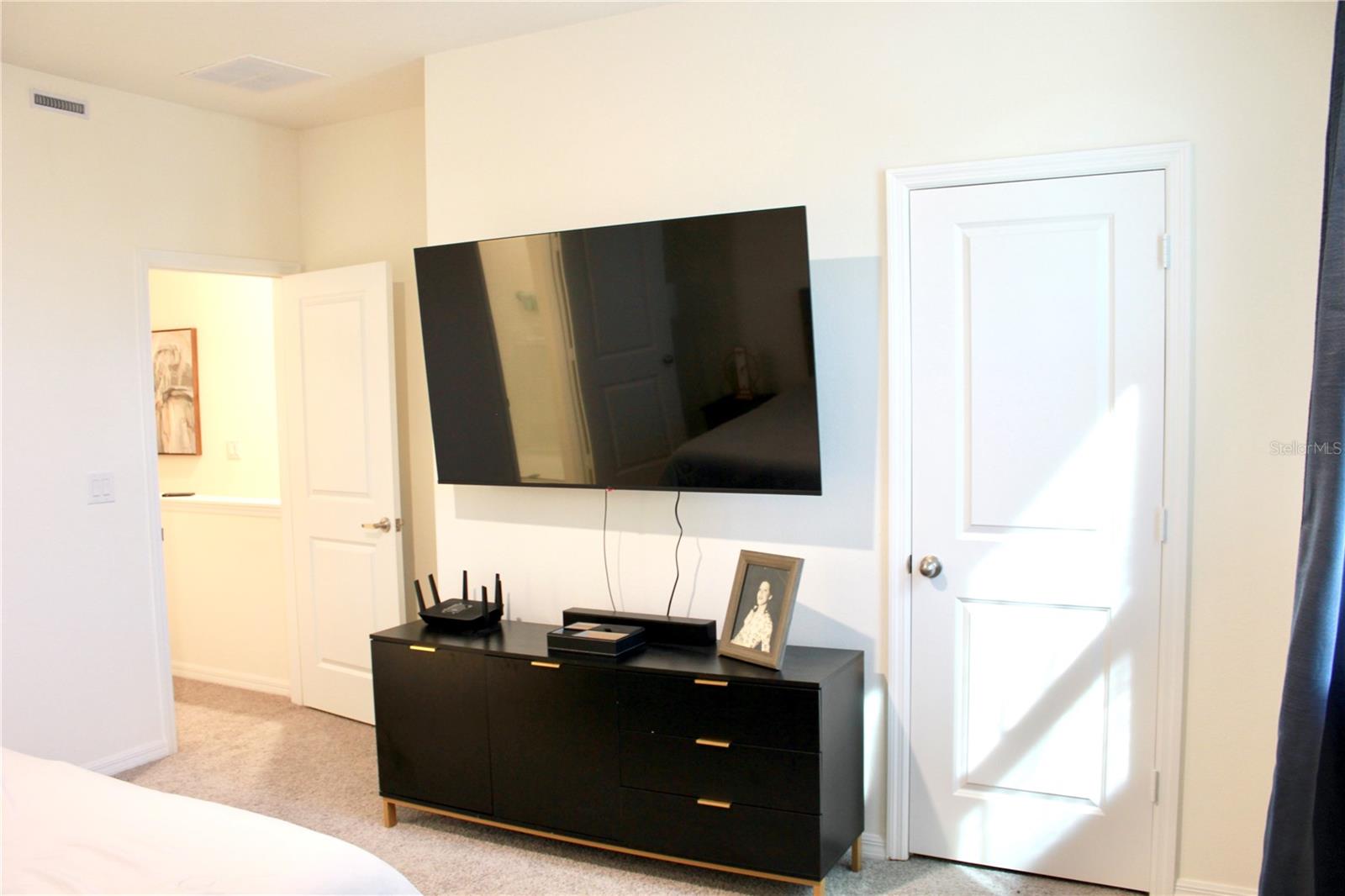 Image 22 of 54 For 4461 Small Creek Road