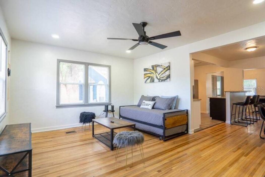 Image 16 of 68 For 2008 Page Avenue