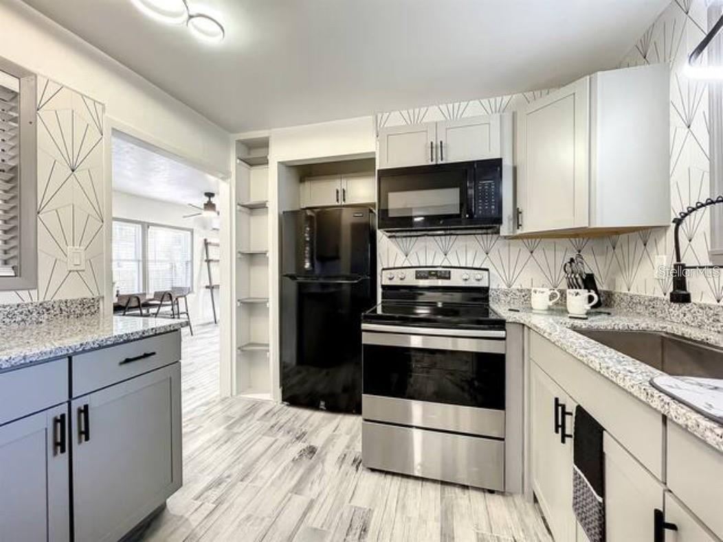 Image 51 of 68 For 2008 Page Avenue