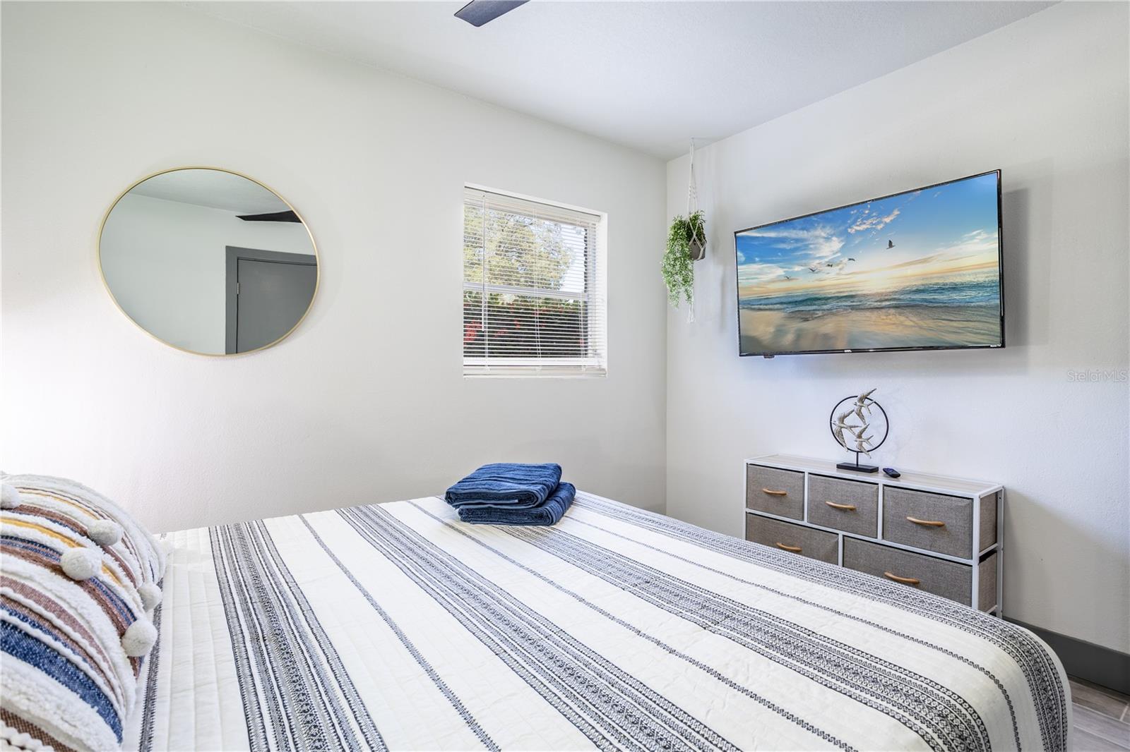 Image 26 of 48 For 1213 Corbett Lane