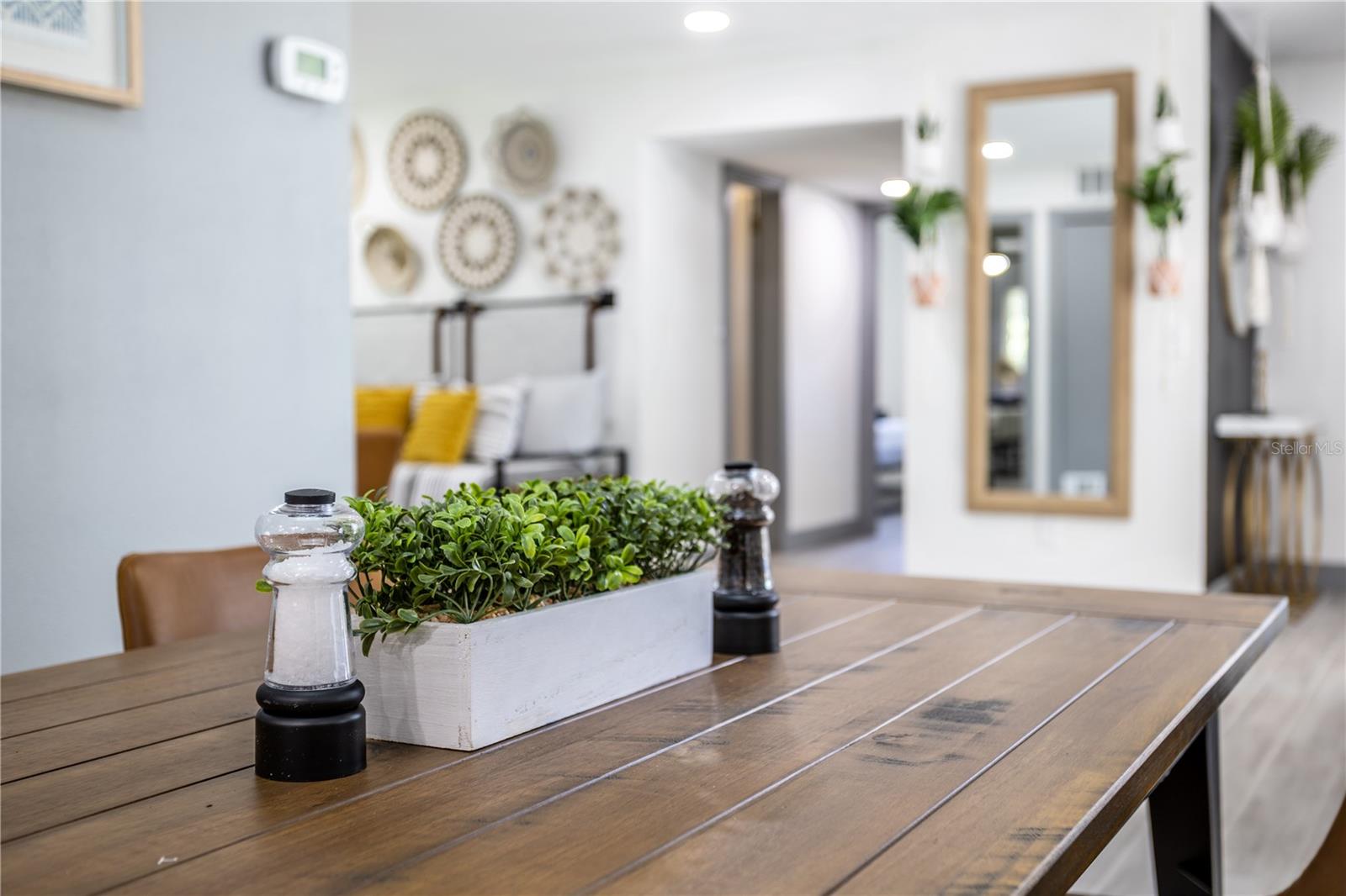 Image 28 of 48 For 1213 Corbett Lane