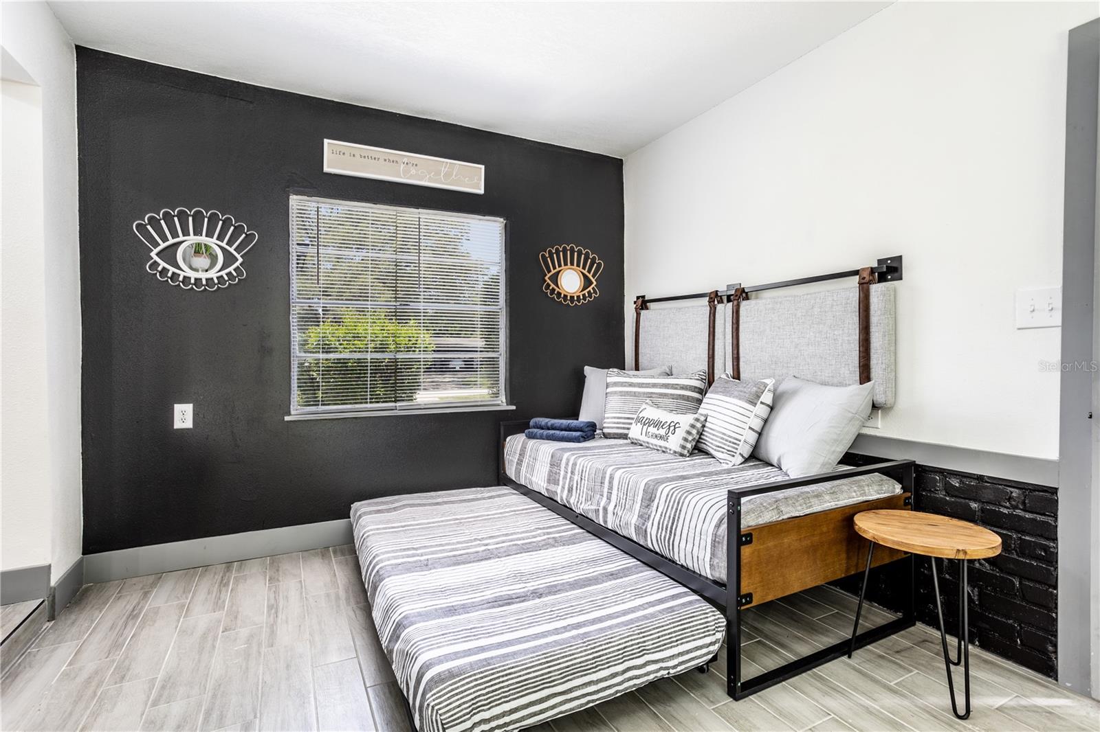 Image 30 of 48 For 1213 Corbett Lane