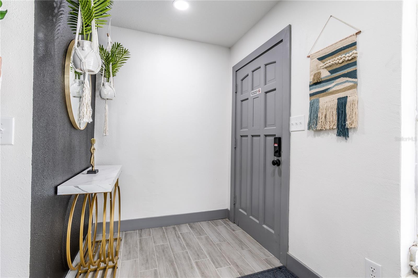 Image 34 of 48 For 1213 Corbett Lane