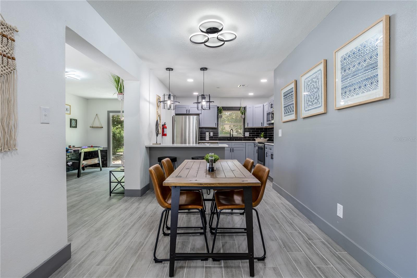 Image 6 of 48 For 1213 Corbett Lane