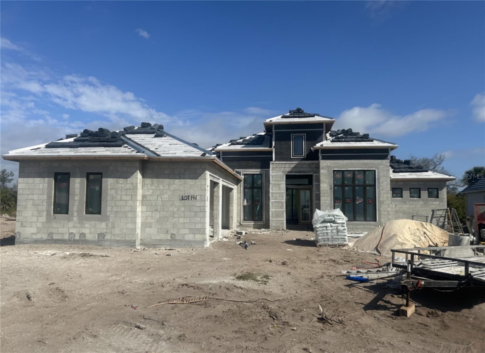 Image 2 of 5 For 13330 Amargo Court