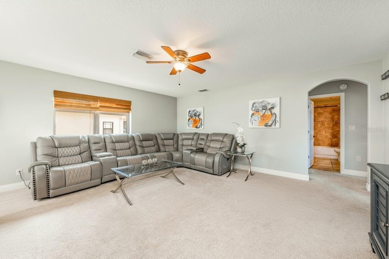 Image 14 of 32 For 675 Overspin Drive