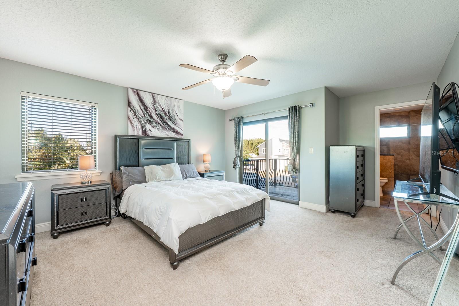 Image 15 of 32 For 675 Overspin Drive