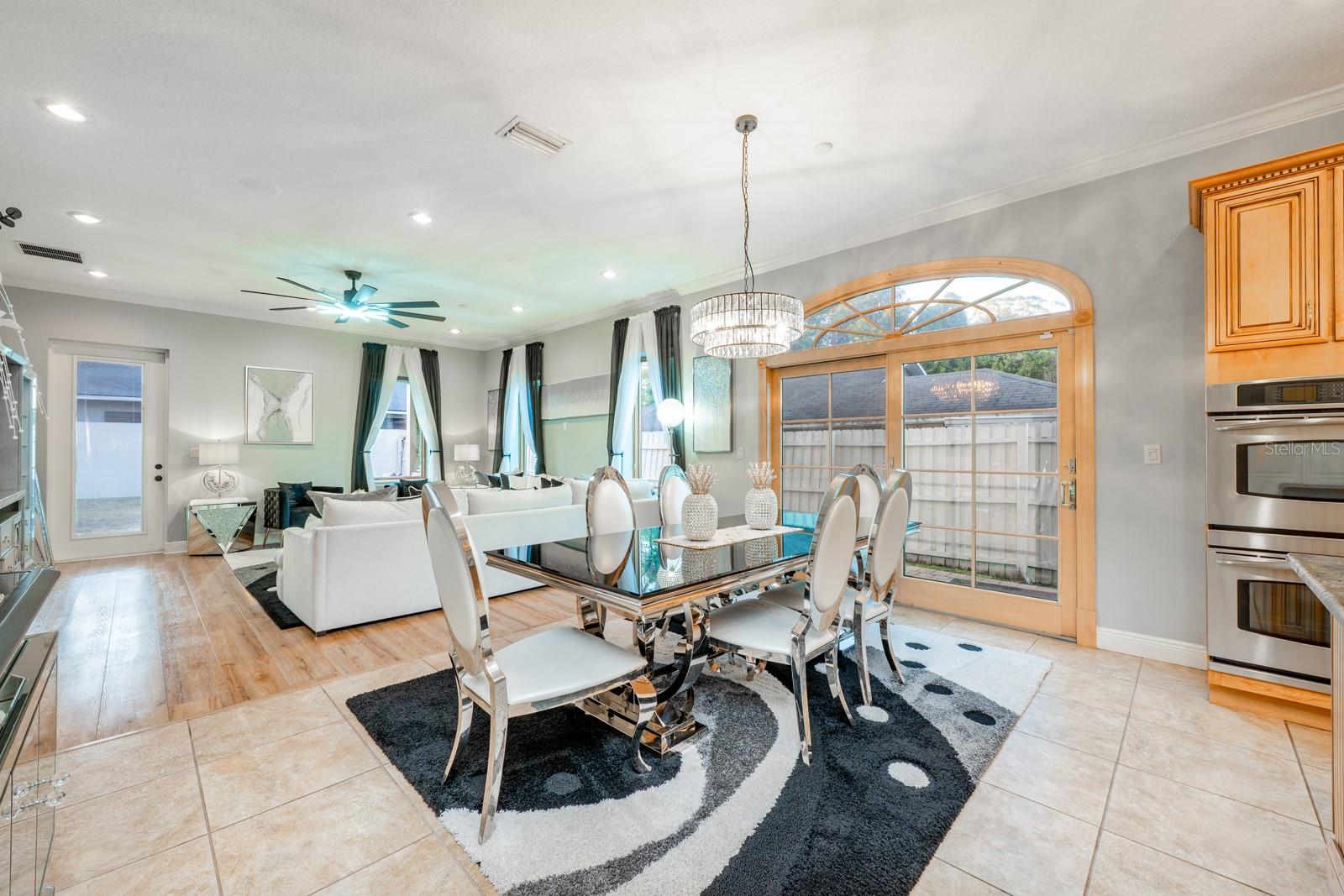 Image 3 of 32 For 675 Overspin Drive