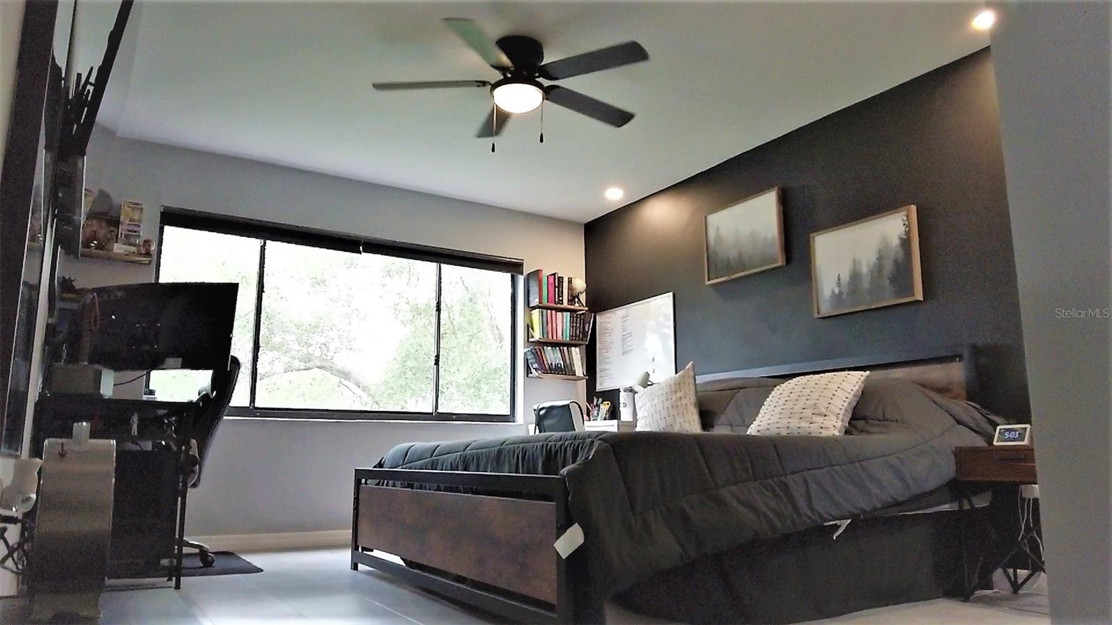 Image 13 of 35 For 1036 Bonaire Drive 2836