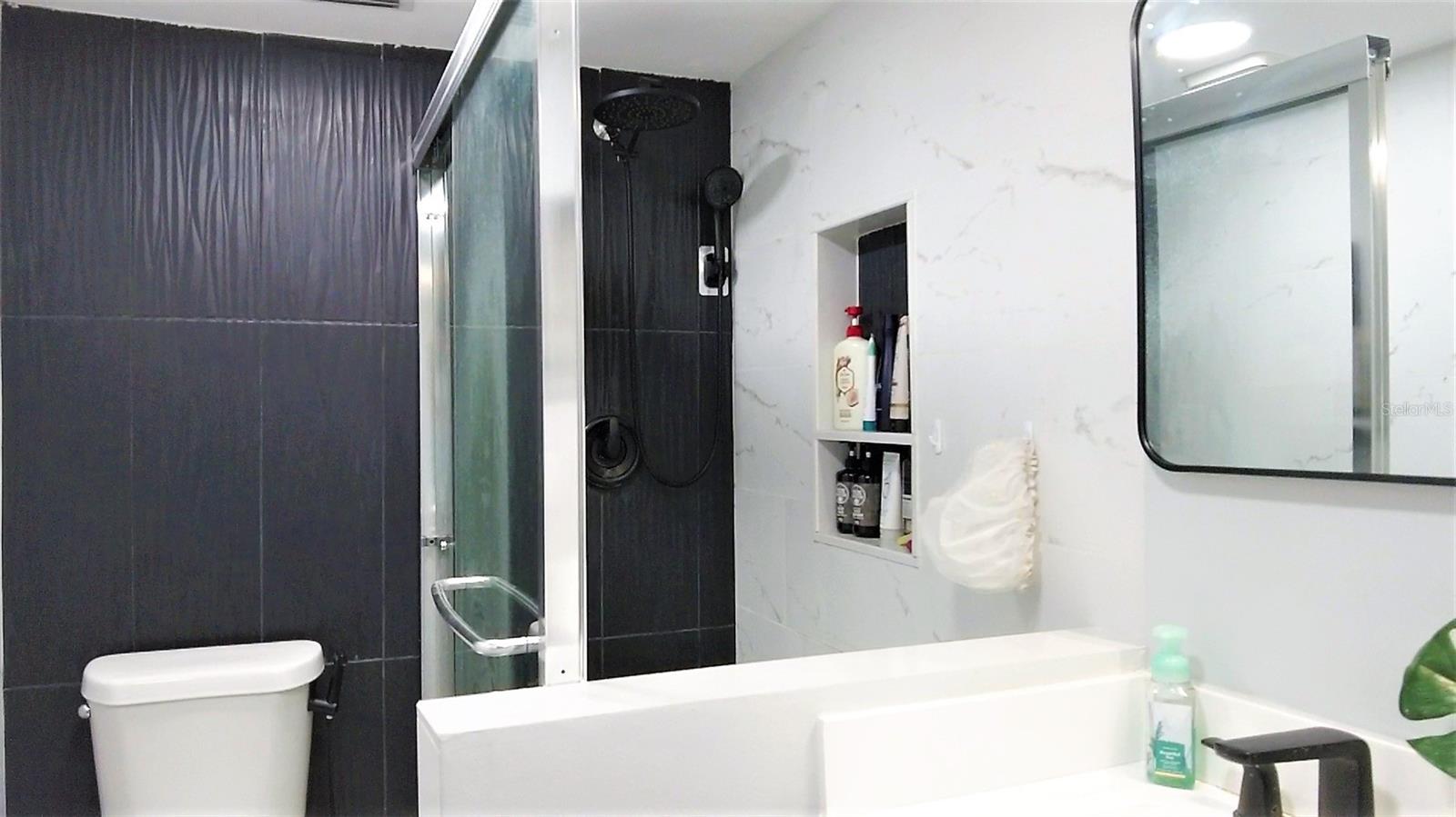 Image 19 of 35 For 1036 Bonaire Drive 2836