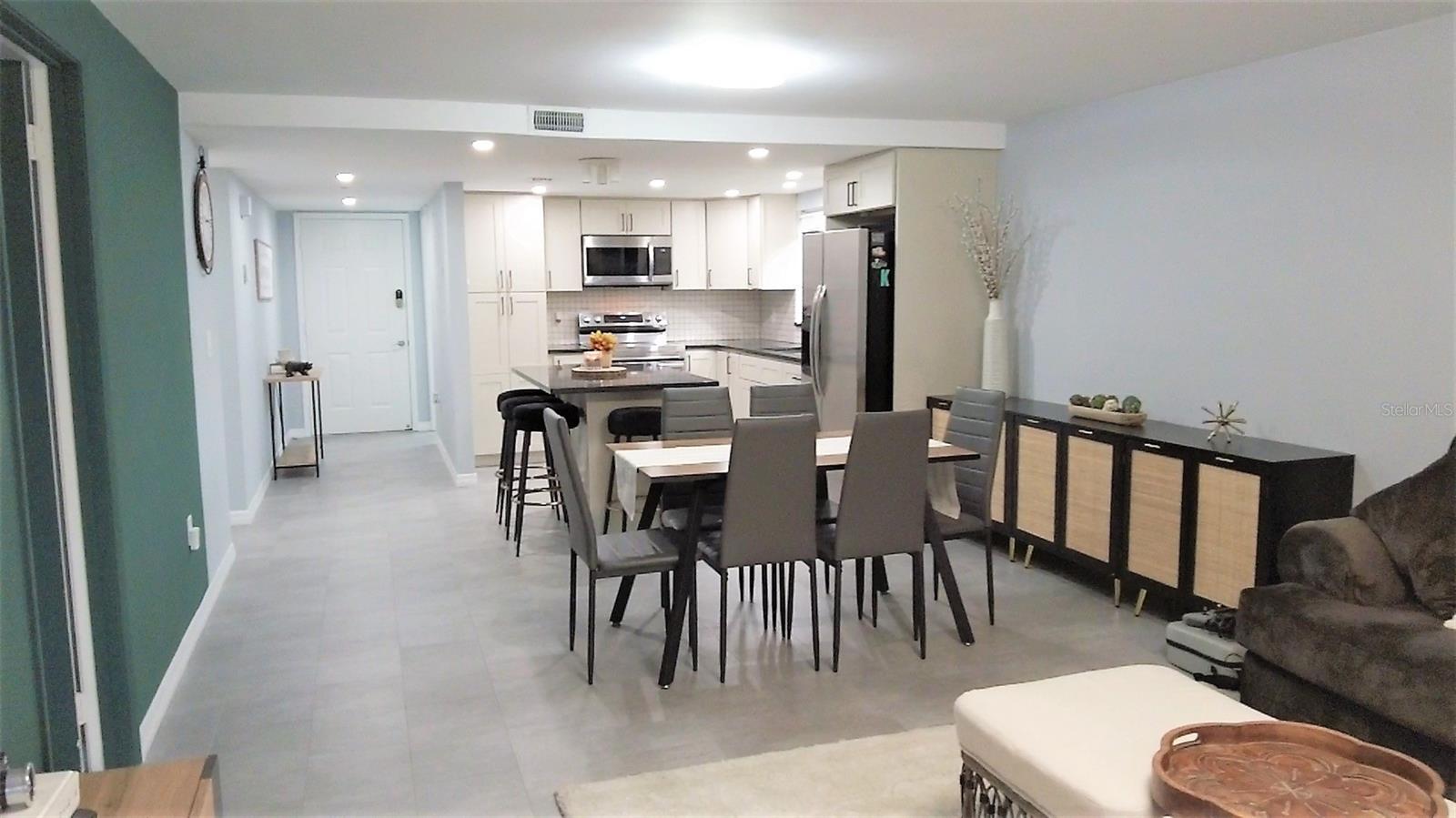 Image 29 of 35 For 1036 Bonaire Drive 2836