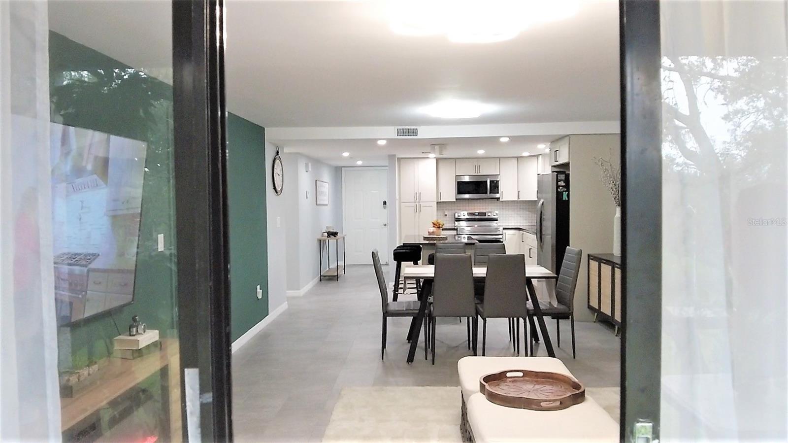 Image 7 of 35 For 1036 Bonaire Drive 2836