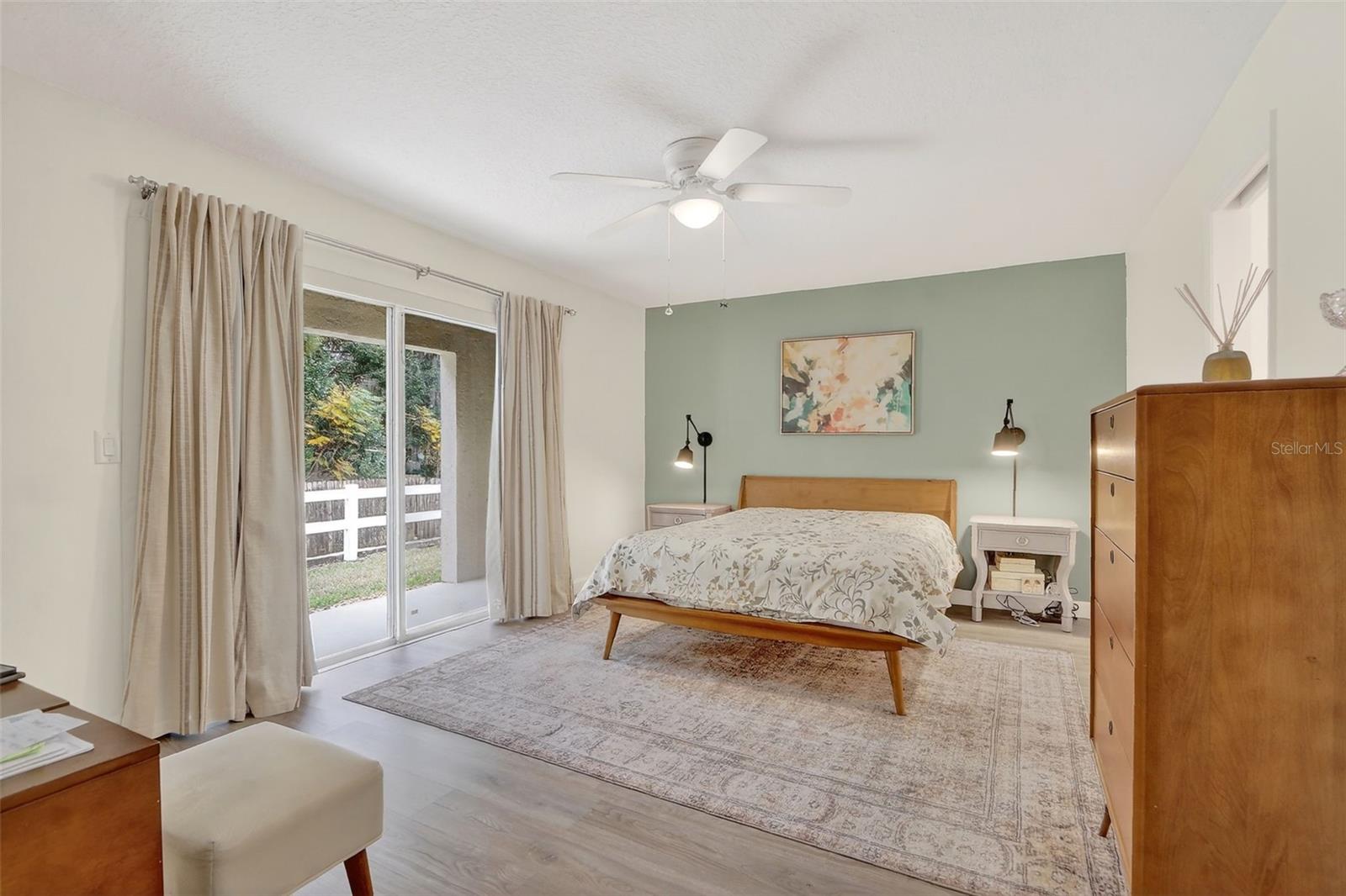 Image 10 of 25 For 600 Northern Way 303