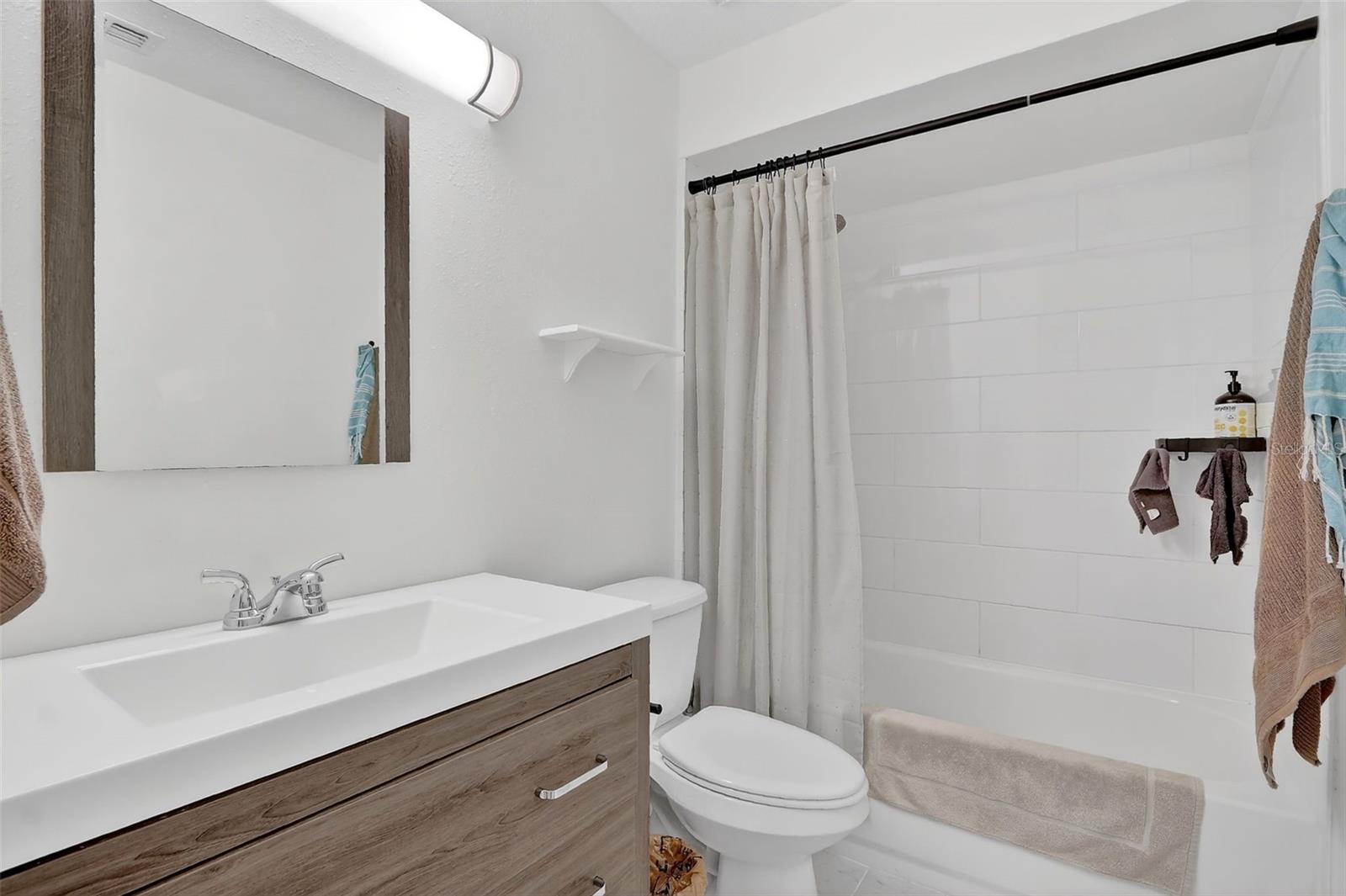 Image 16 of 25 For 600 Northern Way 303