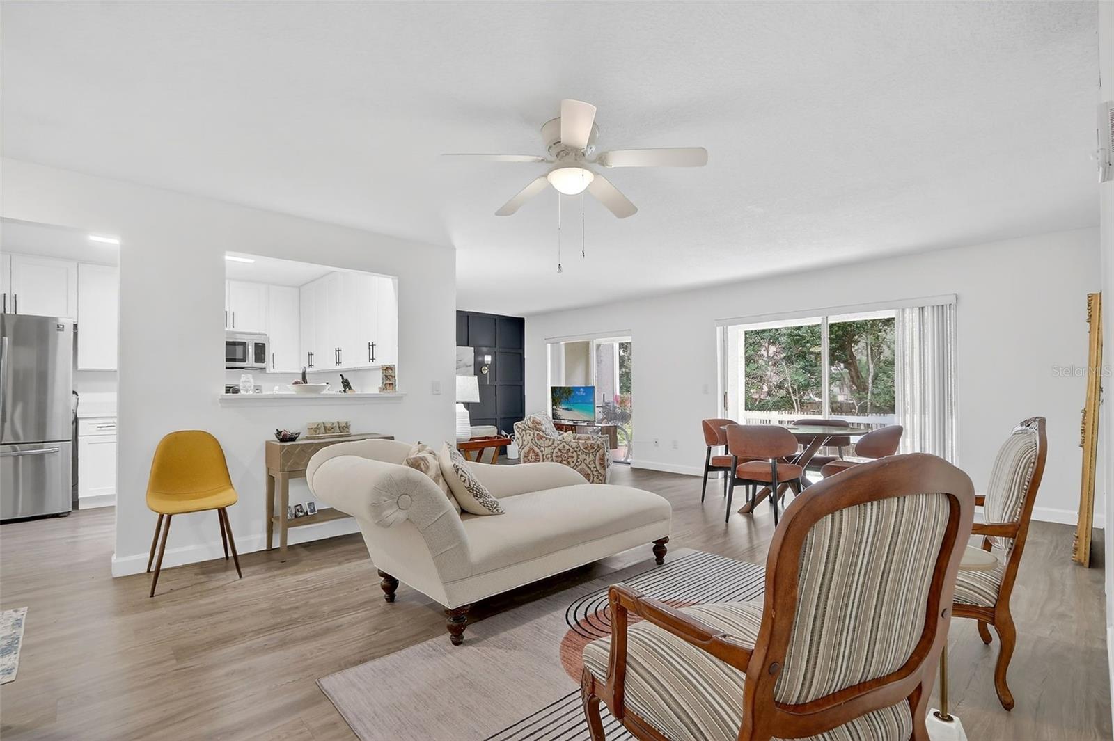 Image 4 of 25 For 600 Northern Way 303