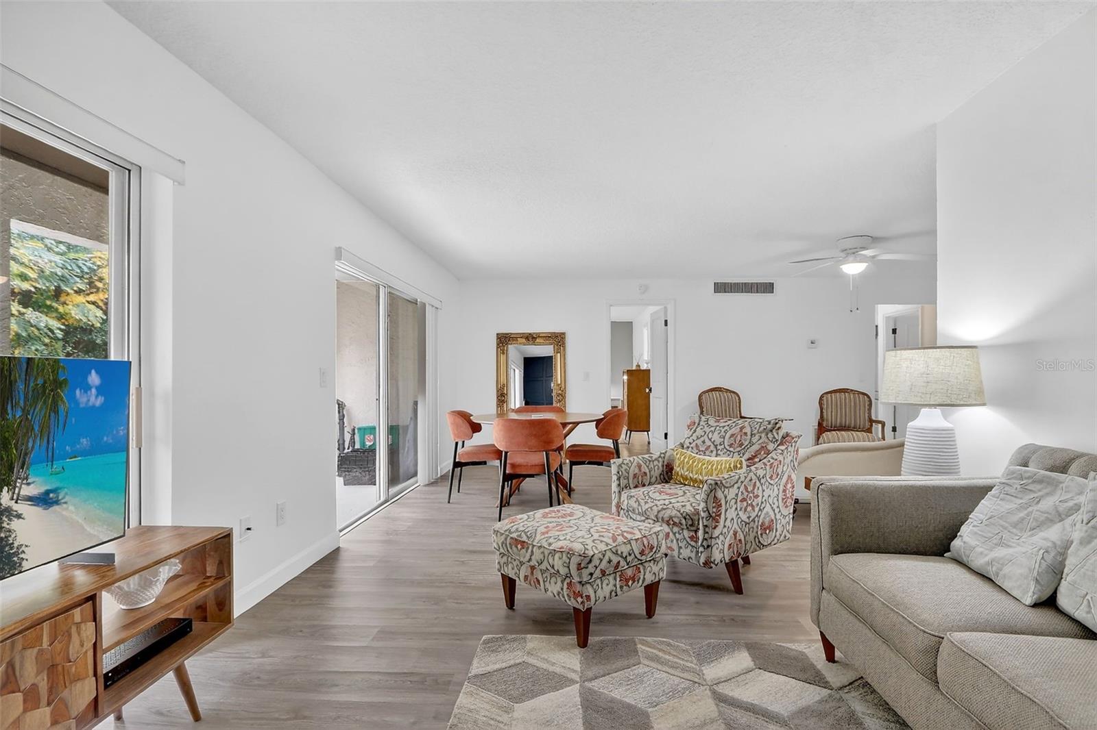 Image 9 of 25 For 600 Northern Way 303