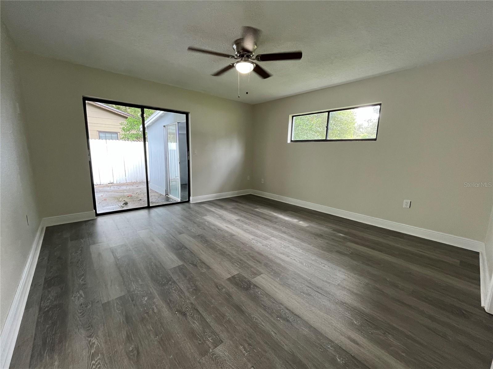 Image 13 of 22 For 2606 Sheffield Ave