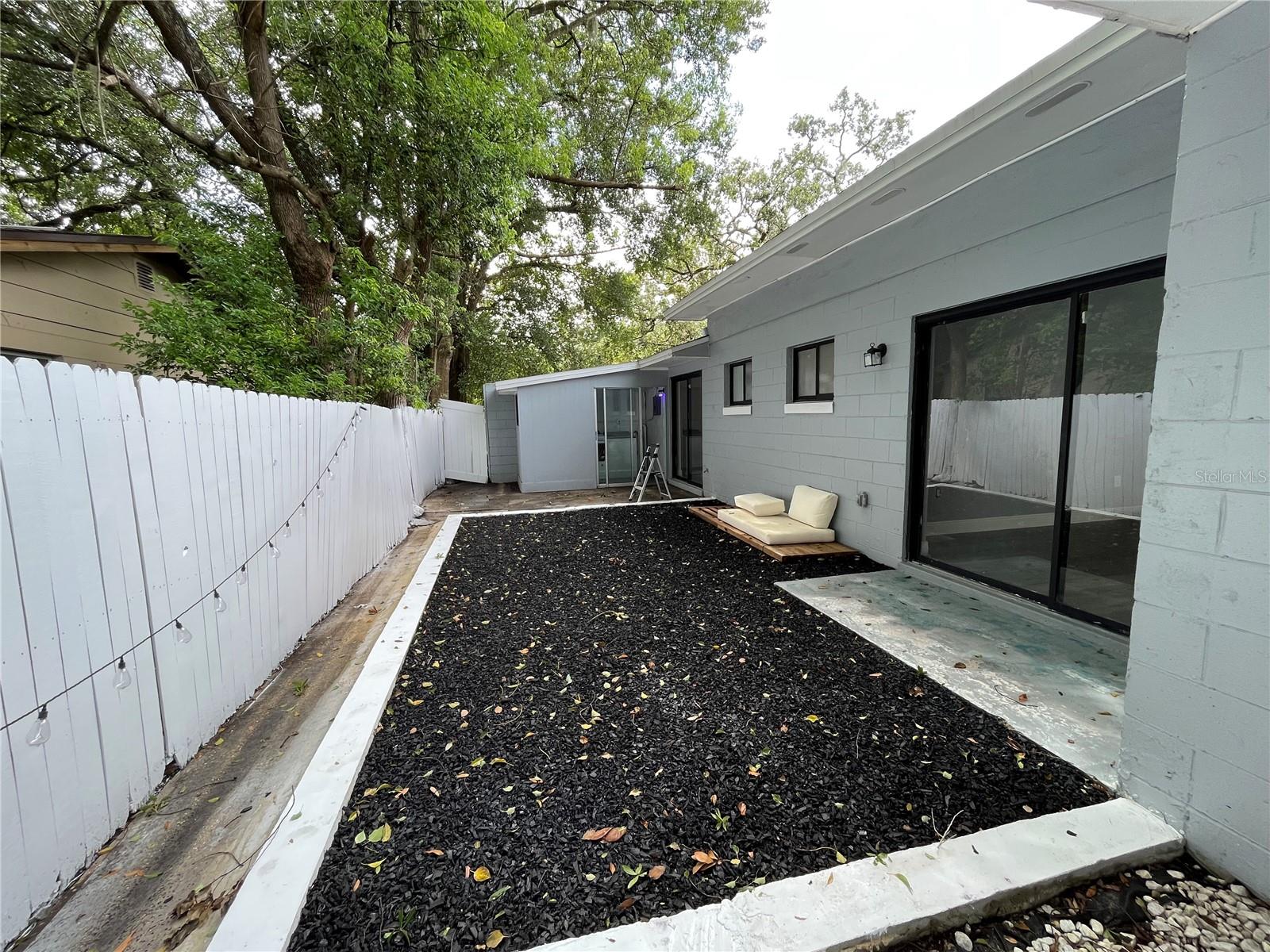 Image 19 of 22 For 2606 Sheffield Ave