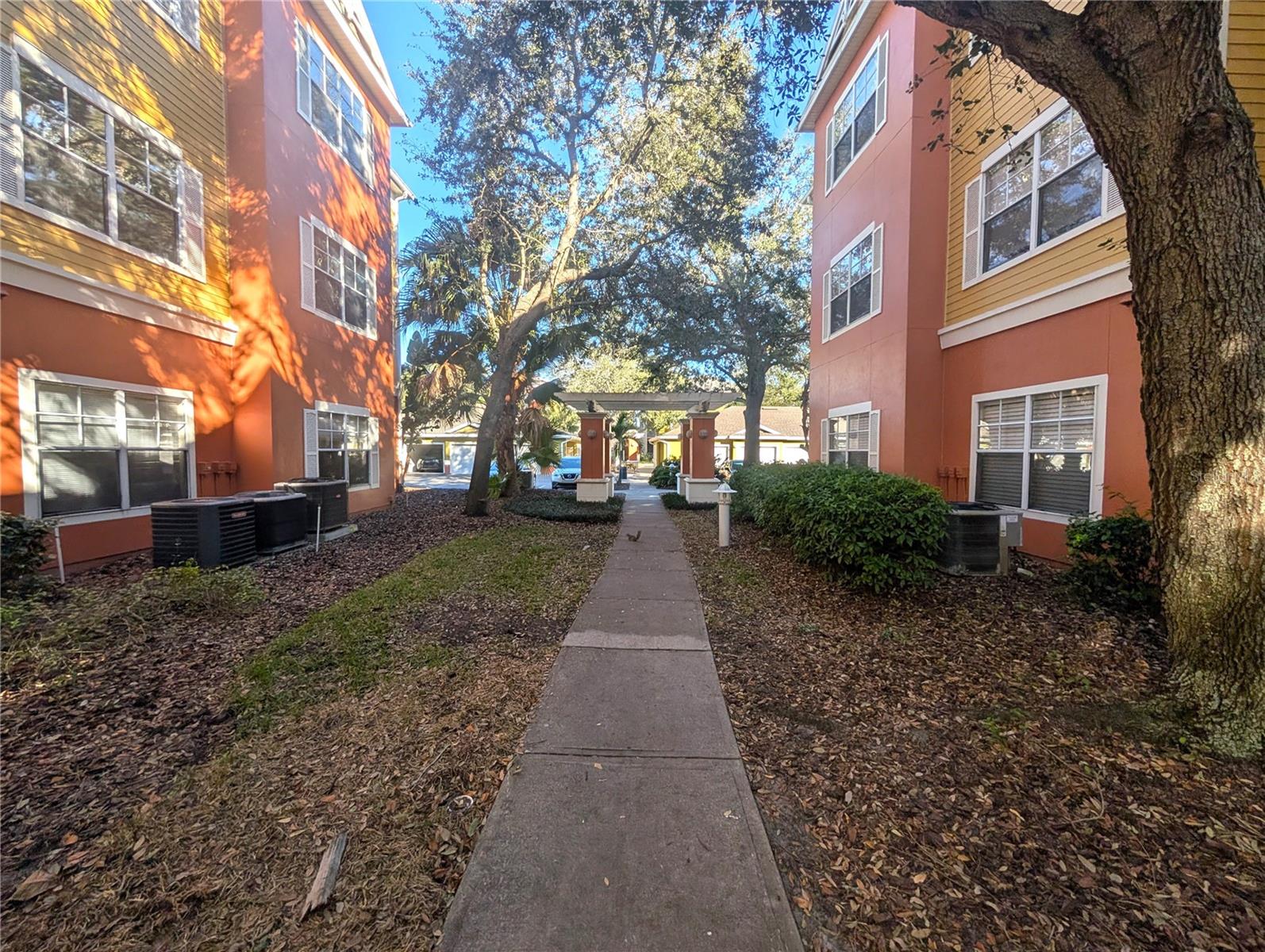 Image 13 of 17 For 4207 Dale Mabry Highway 6110