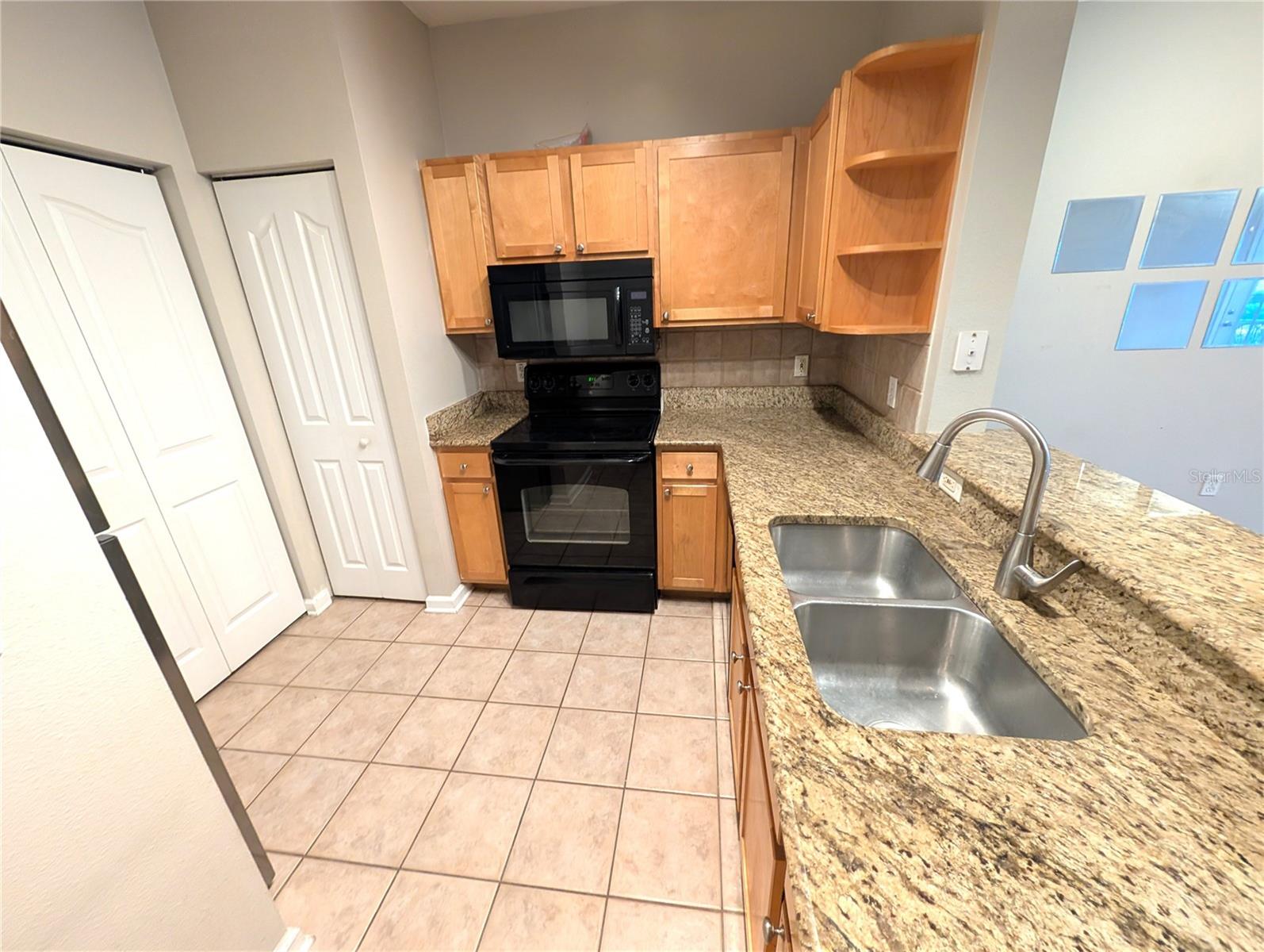 Image 4 of 17 For 4207 Dale Mabry Highway 6110