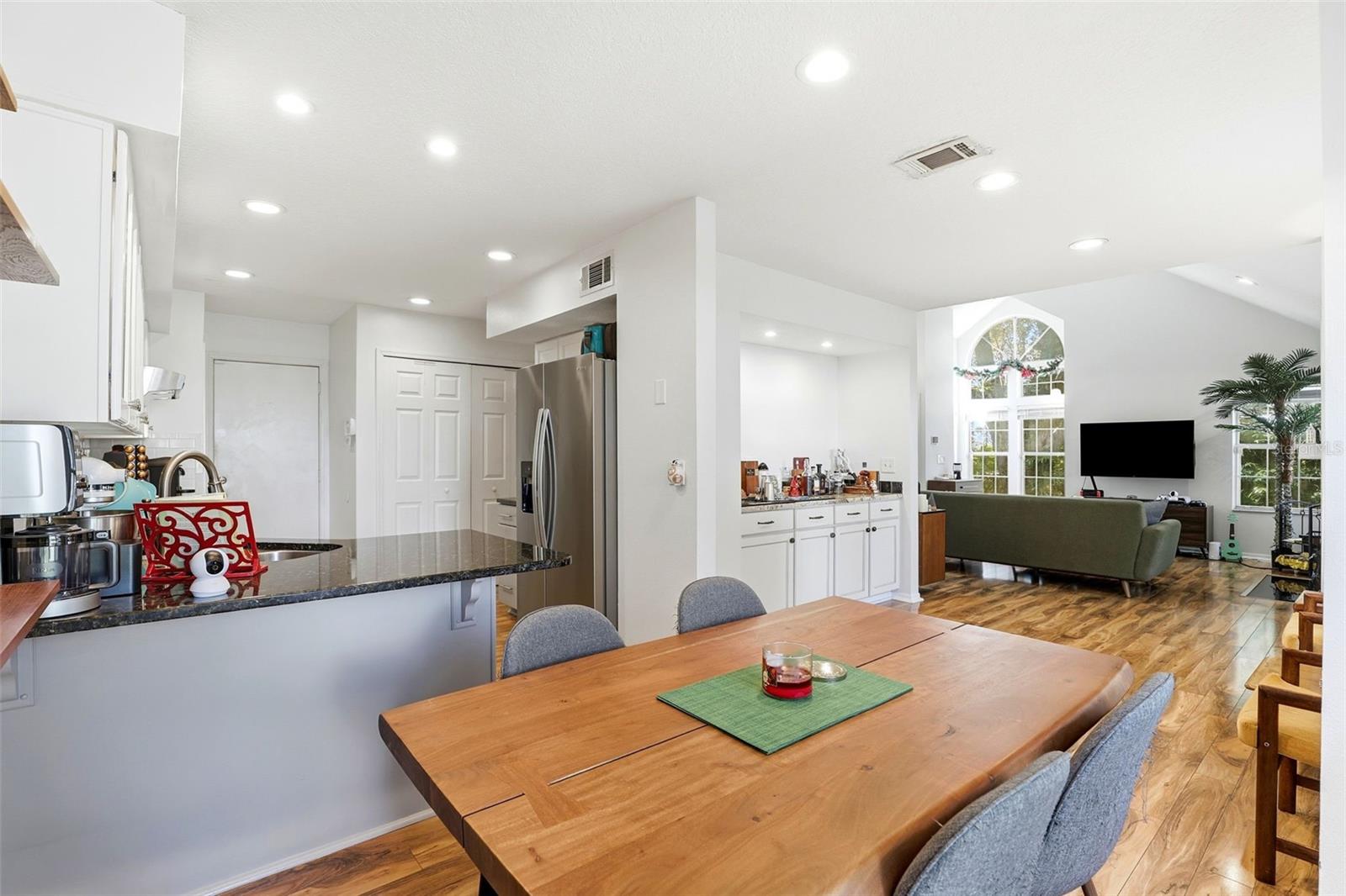 Image 14 of 38 For 2801 Donaldson Drive