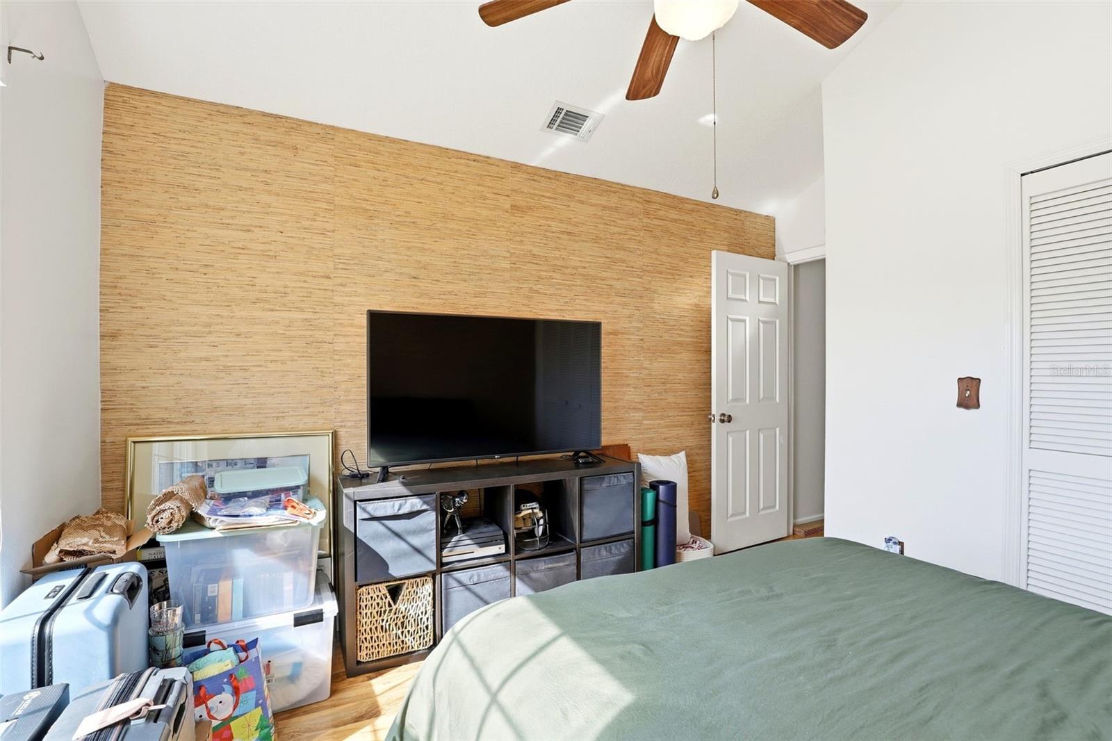 Image 29 of 38 For 2801 Donaldson Drive