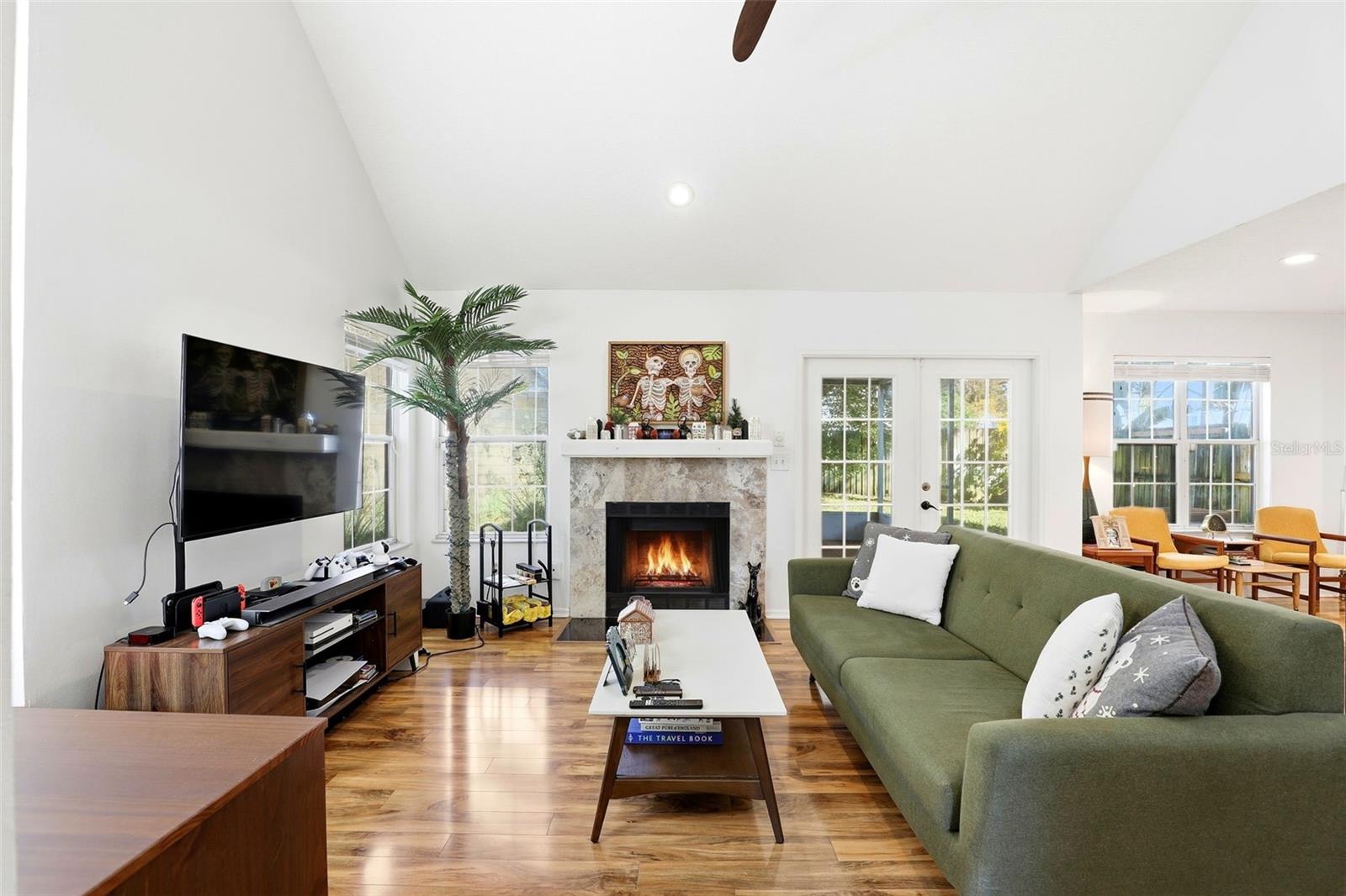 Image 7 of 38 For 2801 Donaldson Drive