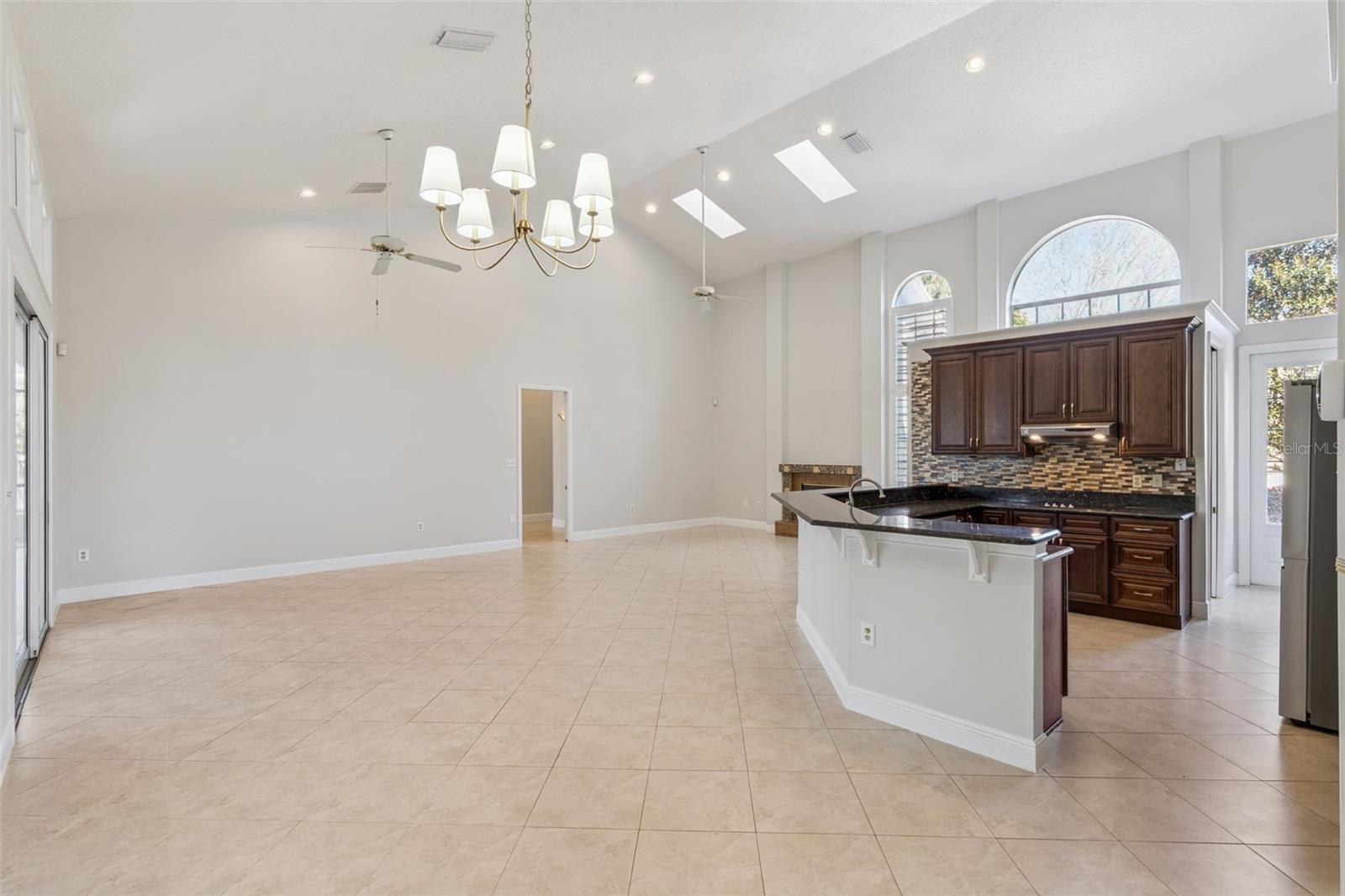 Image 14 of 29 For 6609 Fairway Cove Drive