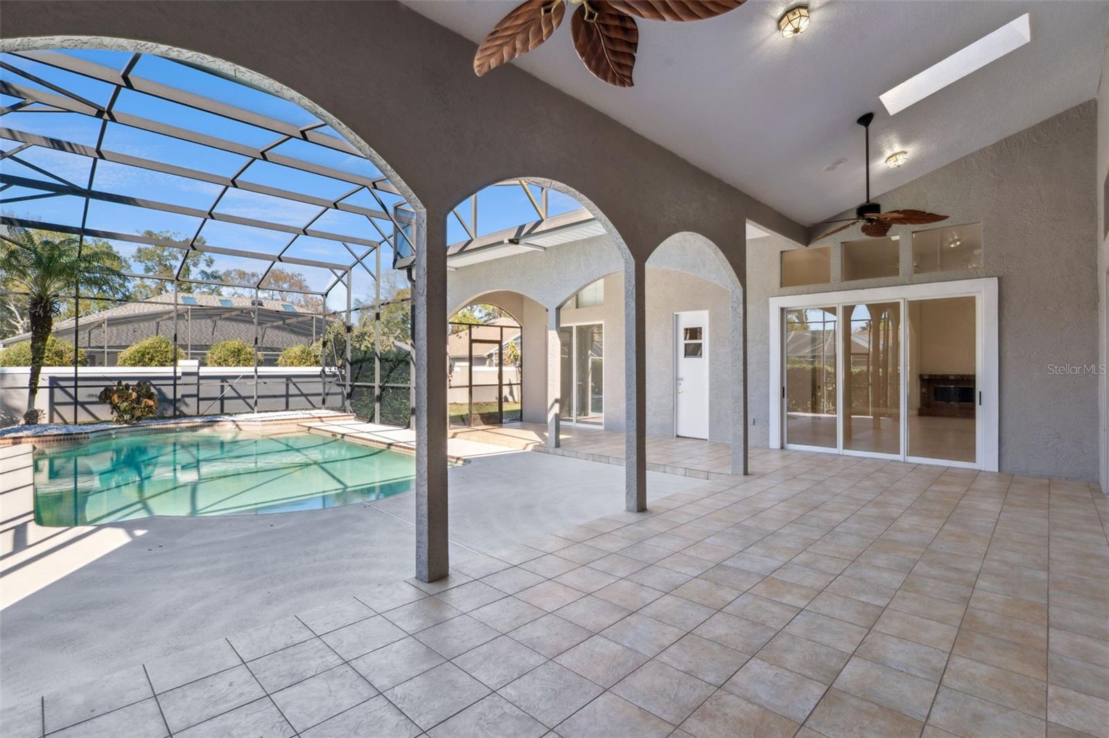 Image 22 of 29 For 6609 Fairway Cove Drive