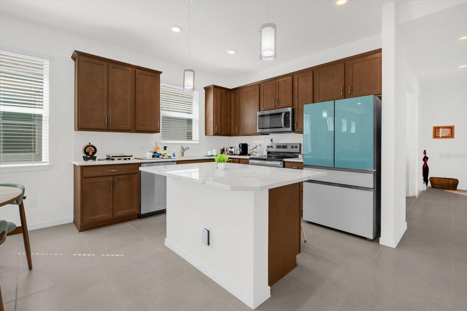 Image 8 of 52 For 1911 Spring Shower Circle