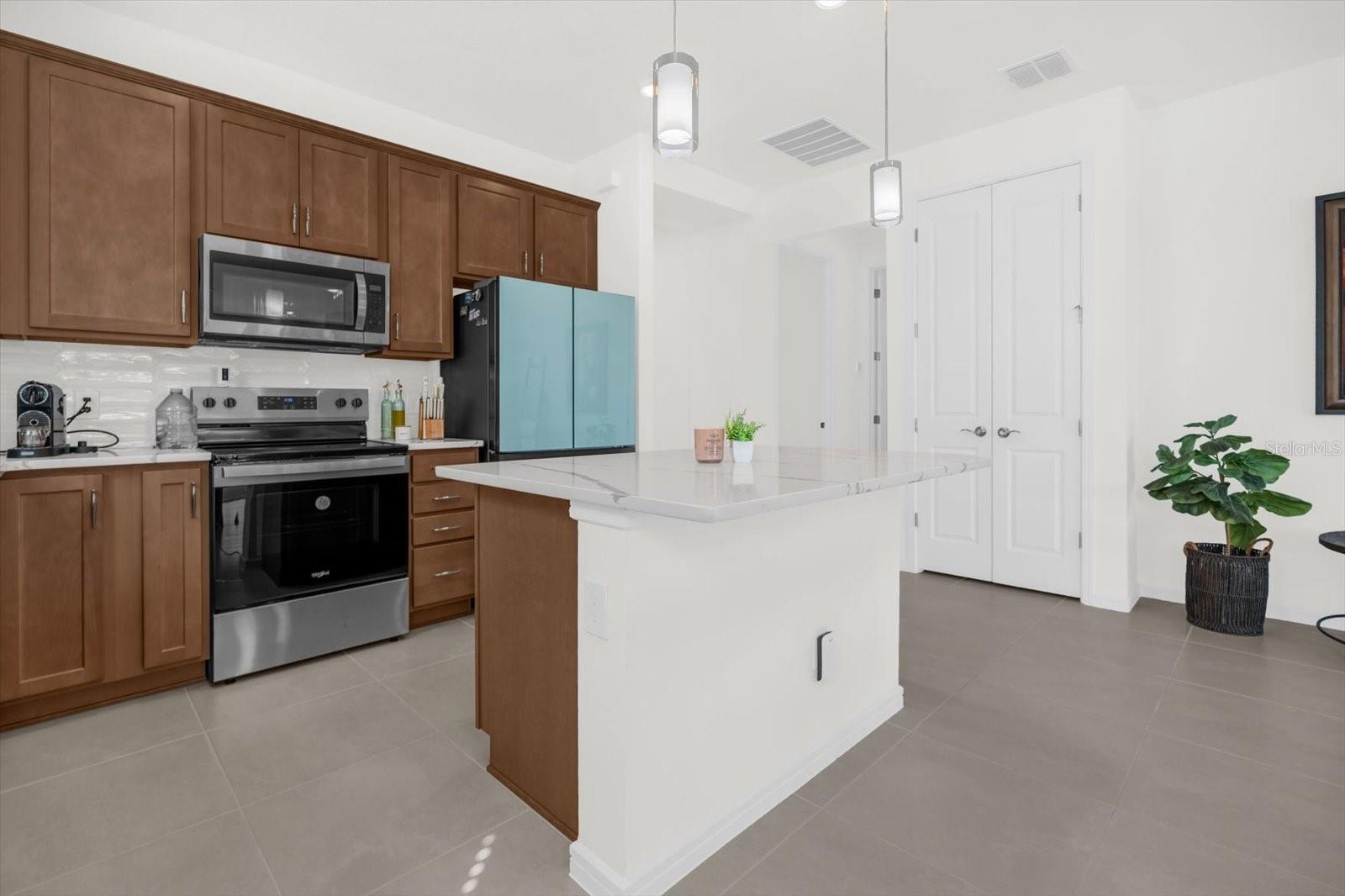 Image 9 of 52 For 1911 Spring Shower Circle