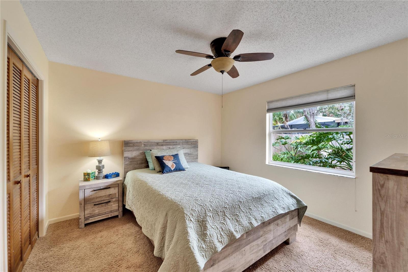 Image 28 of 73 For 2913 Aston Avenue