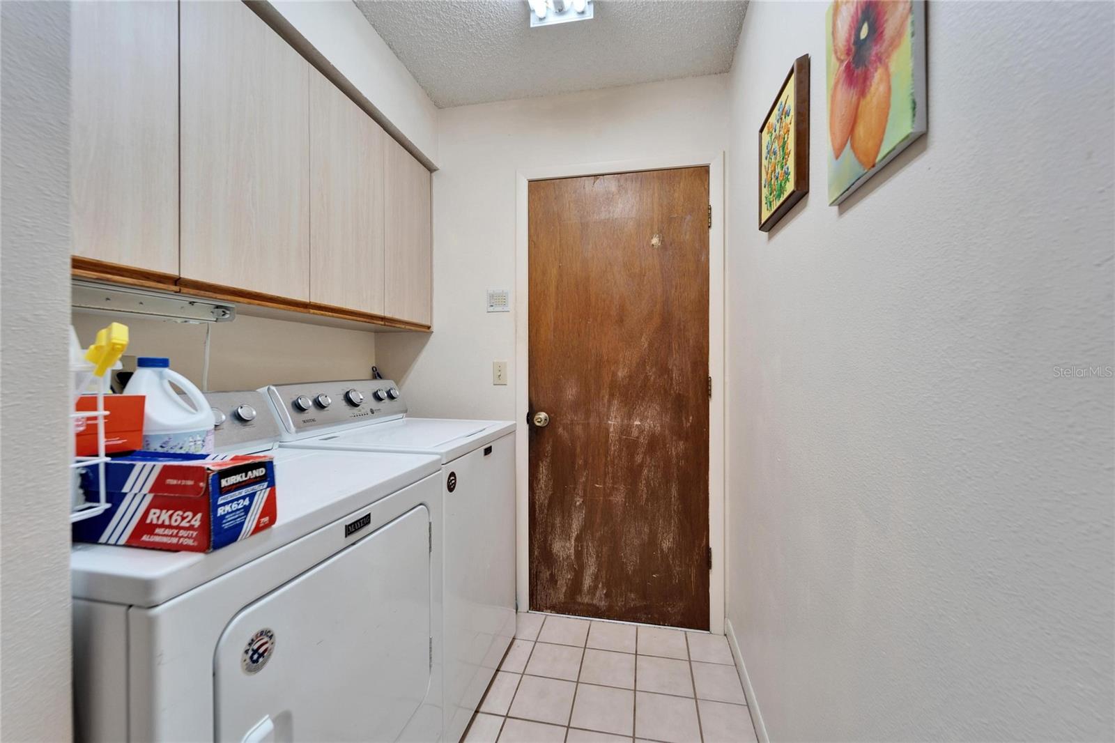 Image 30 of 73 For 2913 Aston Avenue