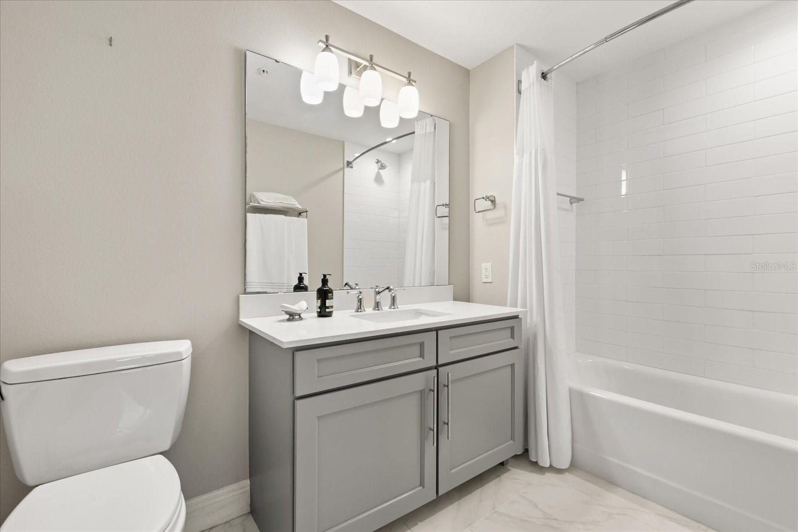 Image 16 of 24 For 16300 County Road 455 204