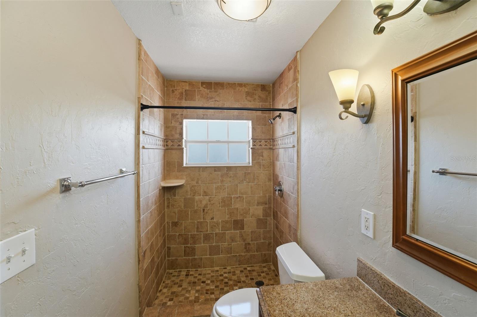 Image 22 of 28 For 9220 185th Street