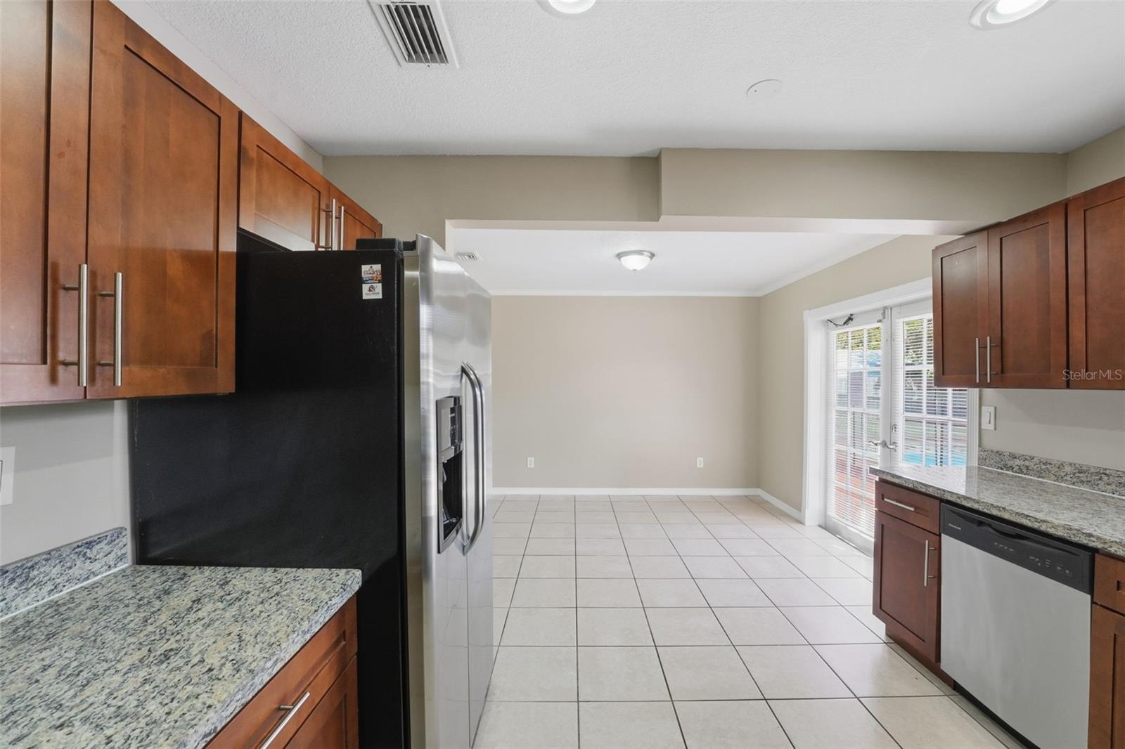 Image 8 of 28 For 9220 185th Street