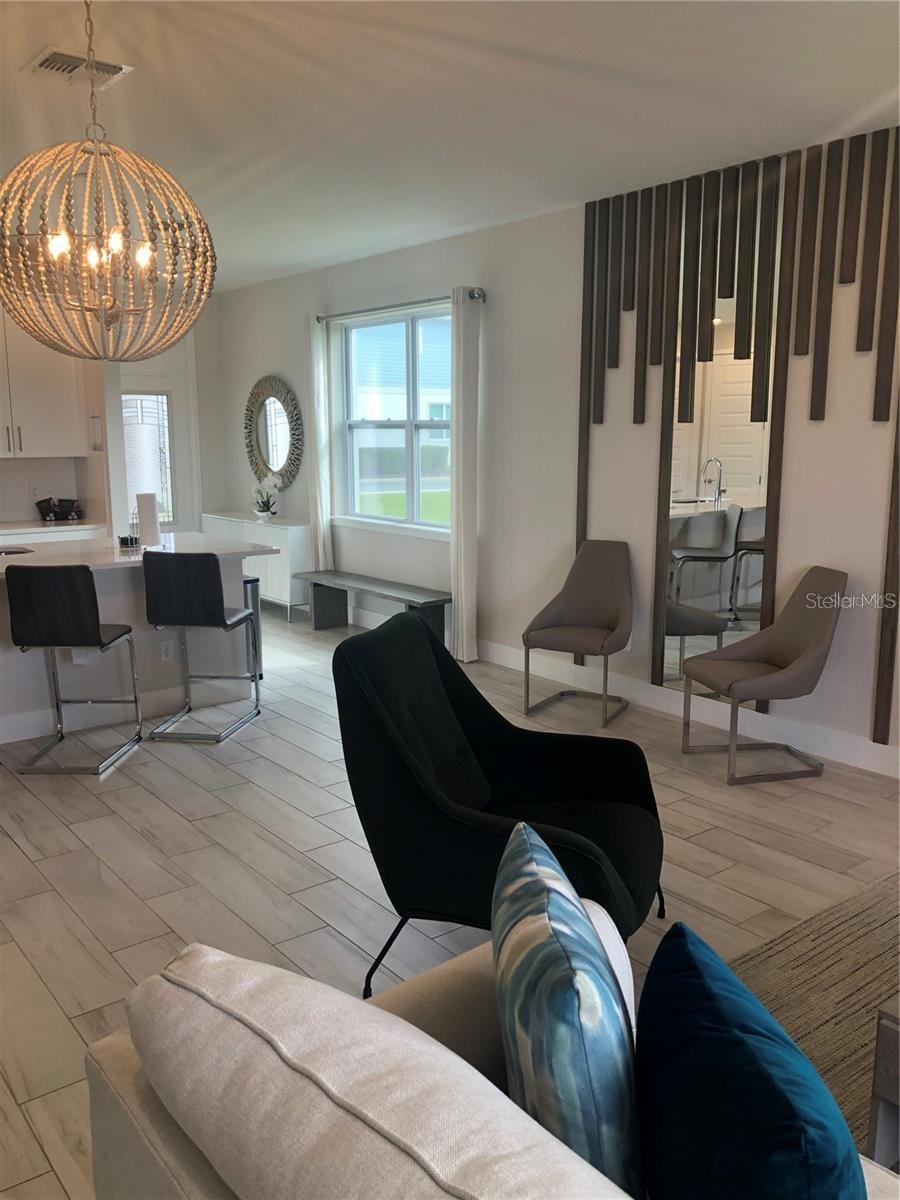 Image 14 of 45 For 820 Driving Range Court