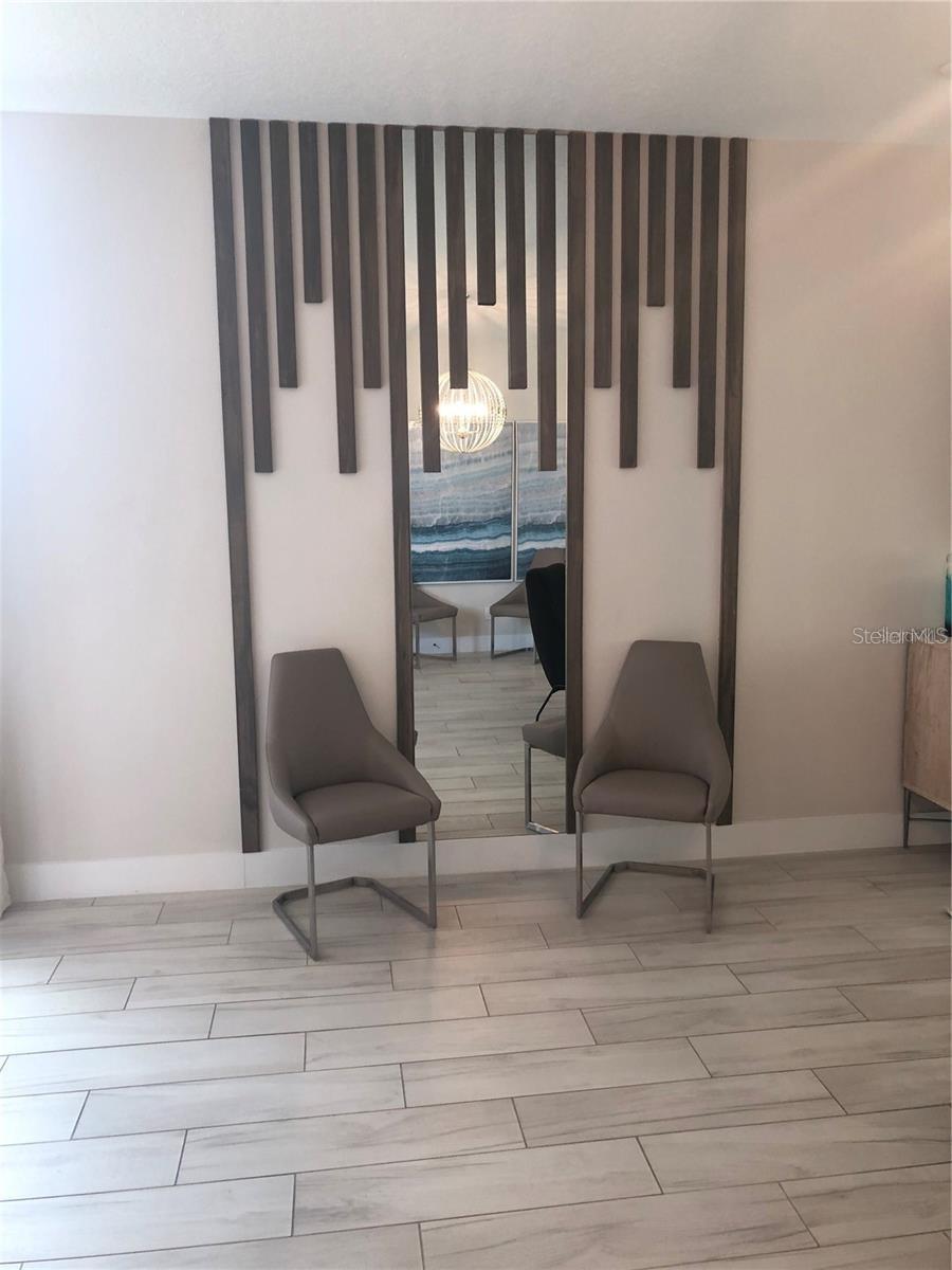 Image 16 of 45 For 820 Driving Range Court