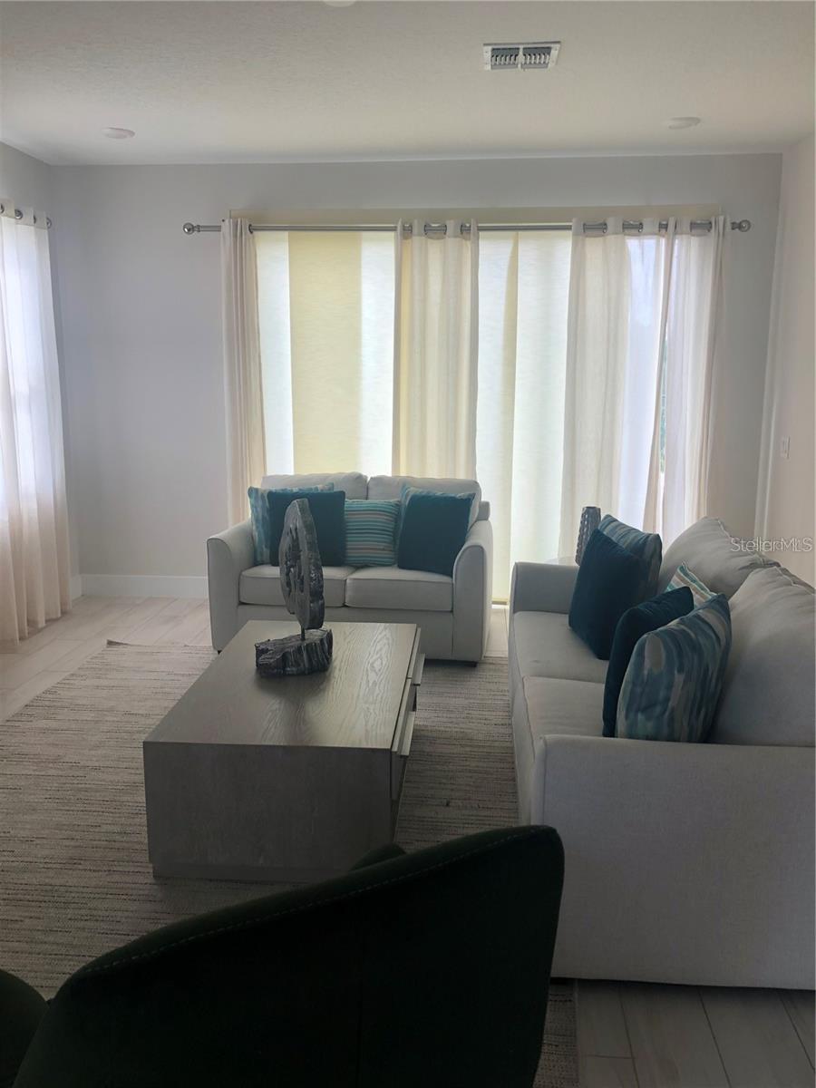 Image 2 of 45 For 820 Driving Range Court