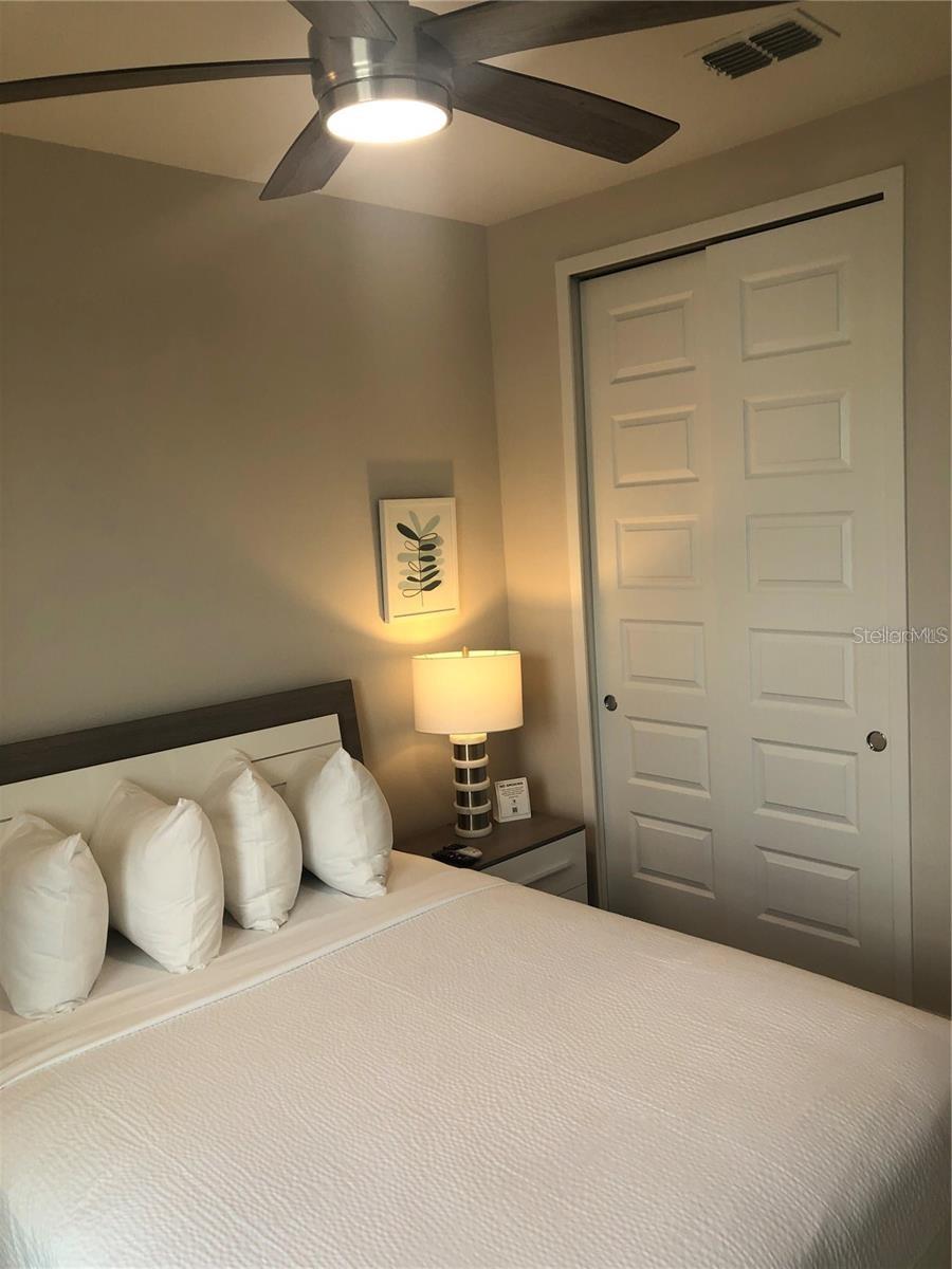 Image 28 of 45 For 820 Driving Range Court