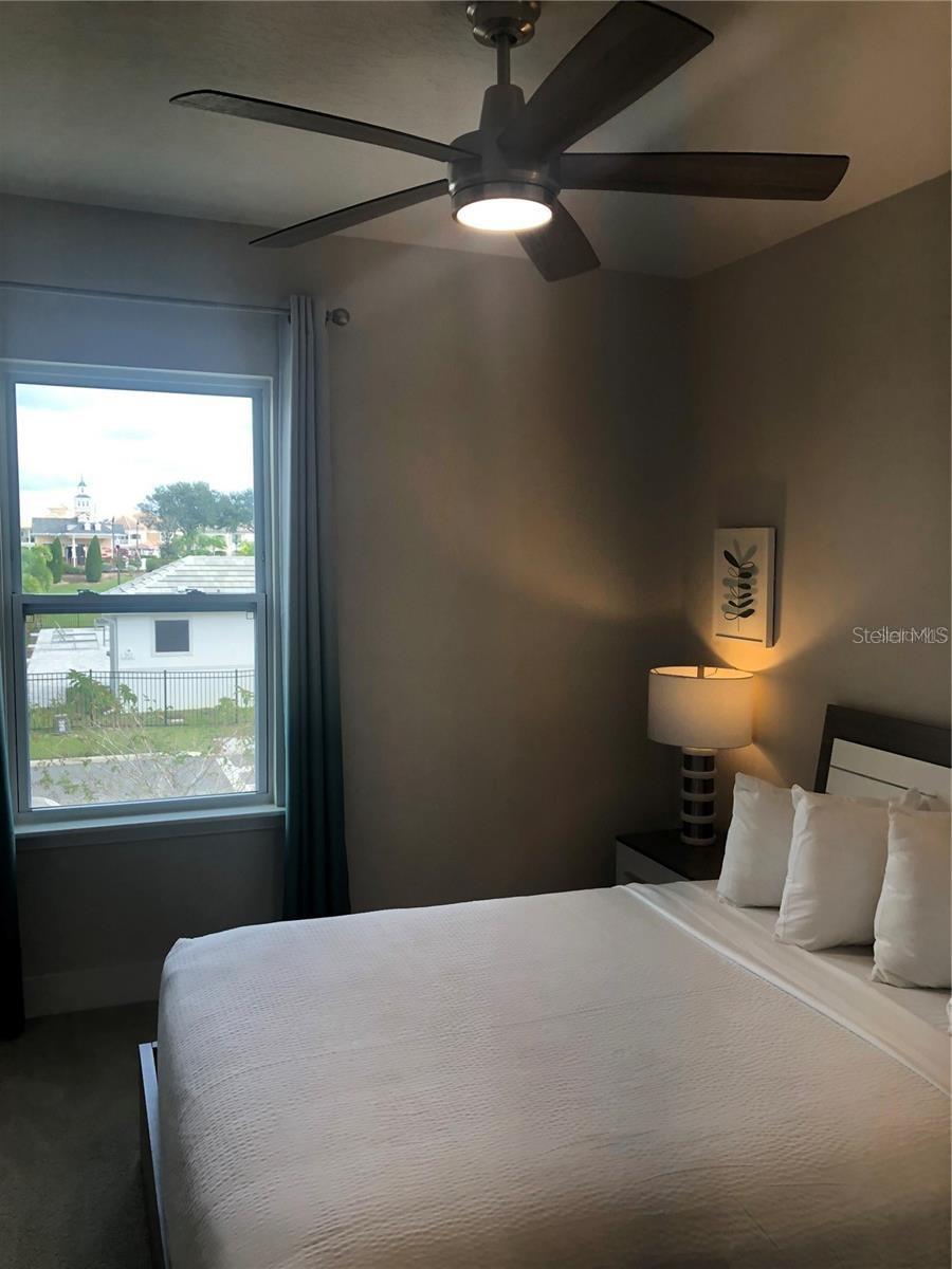 Image 29 of 45 For 820 Driving Range Court