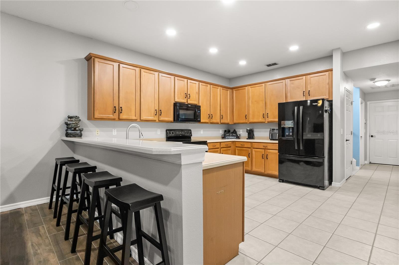 Image 12 of 50 For 3127 Twisted Oak Loop