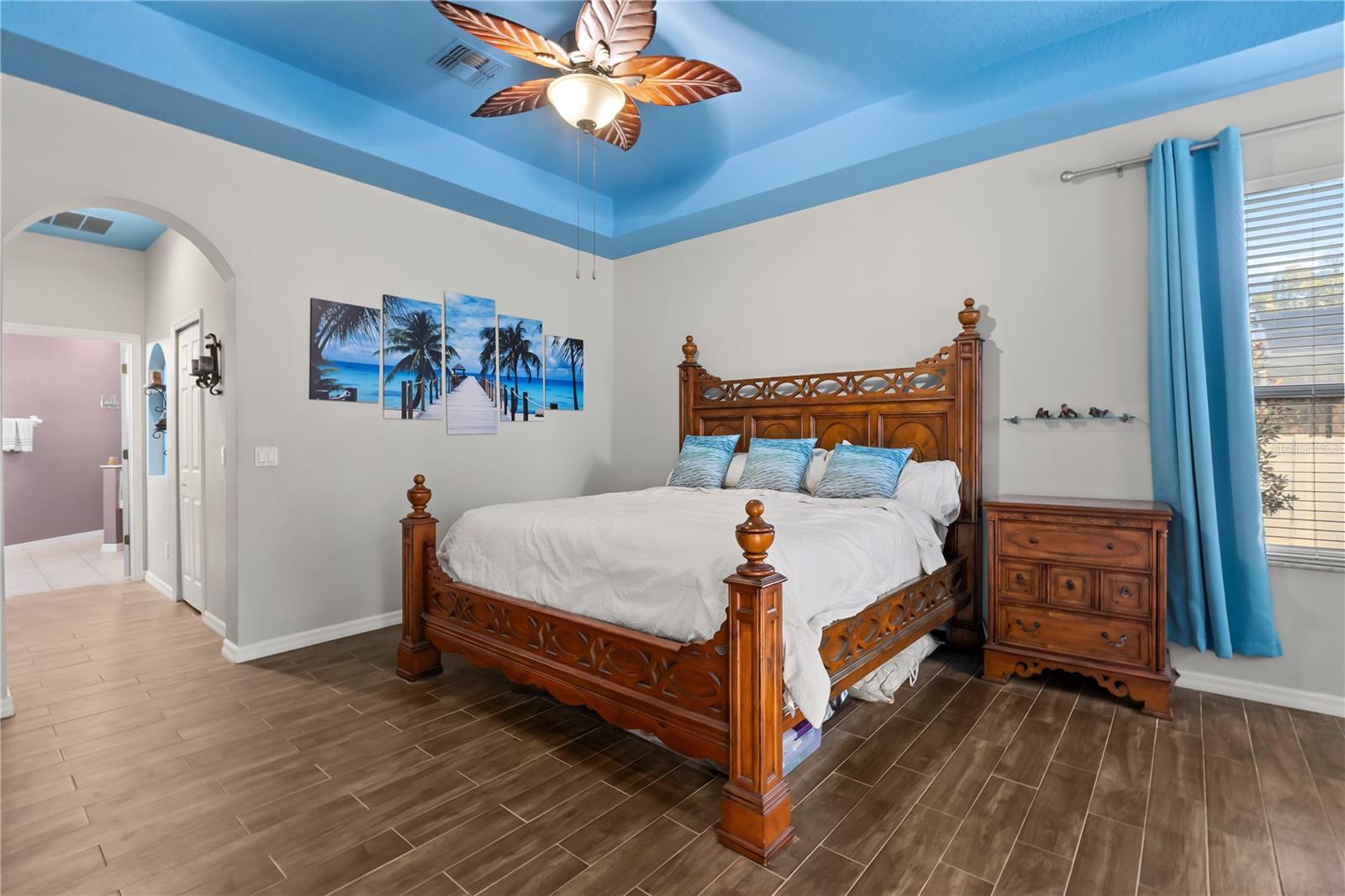 Image 17 of 50 For 3127 Twisted Oak Loop